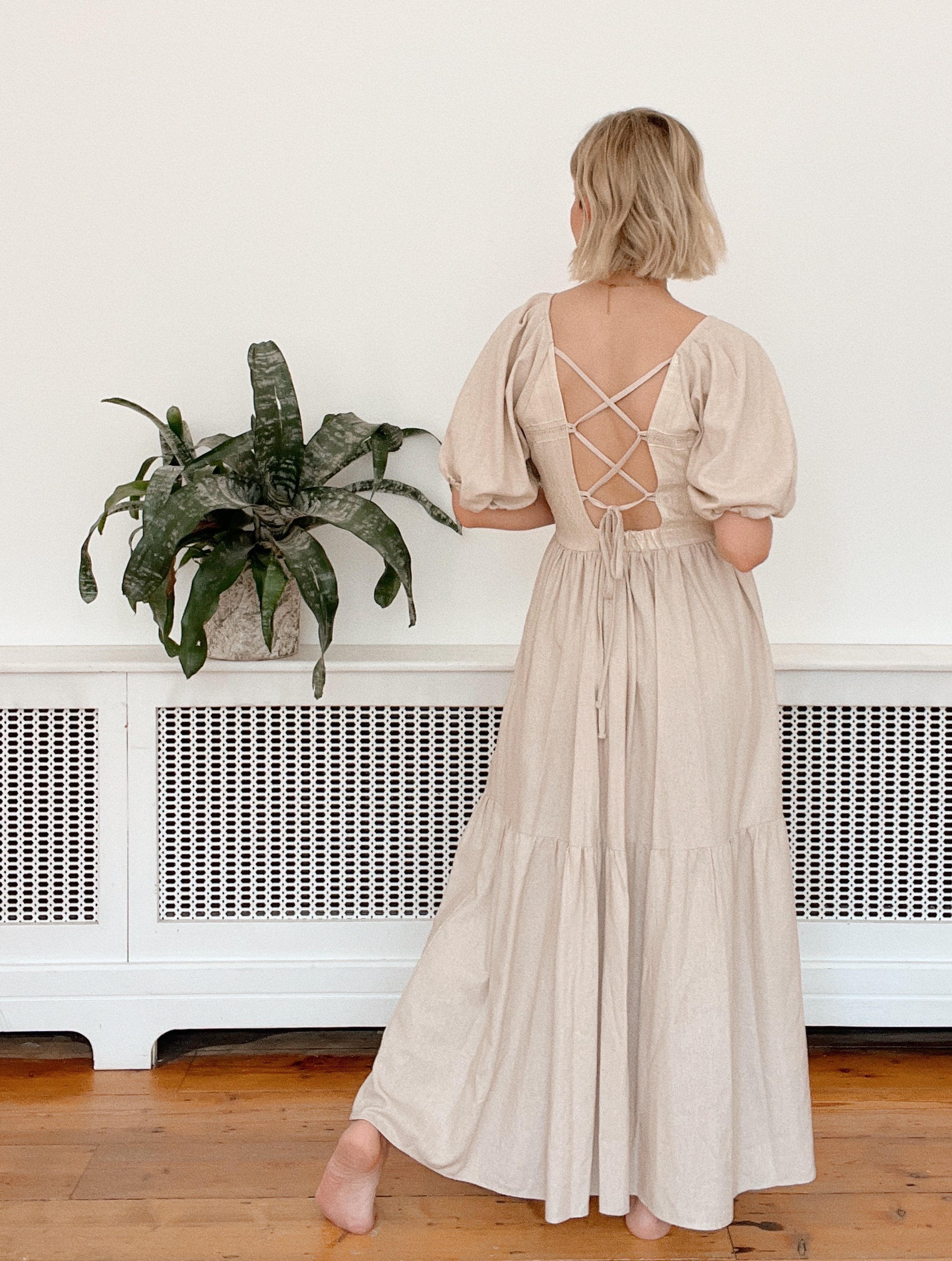 Vestido Amanda Hueso
