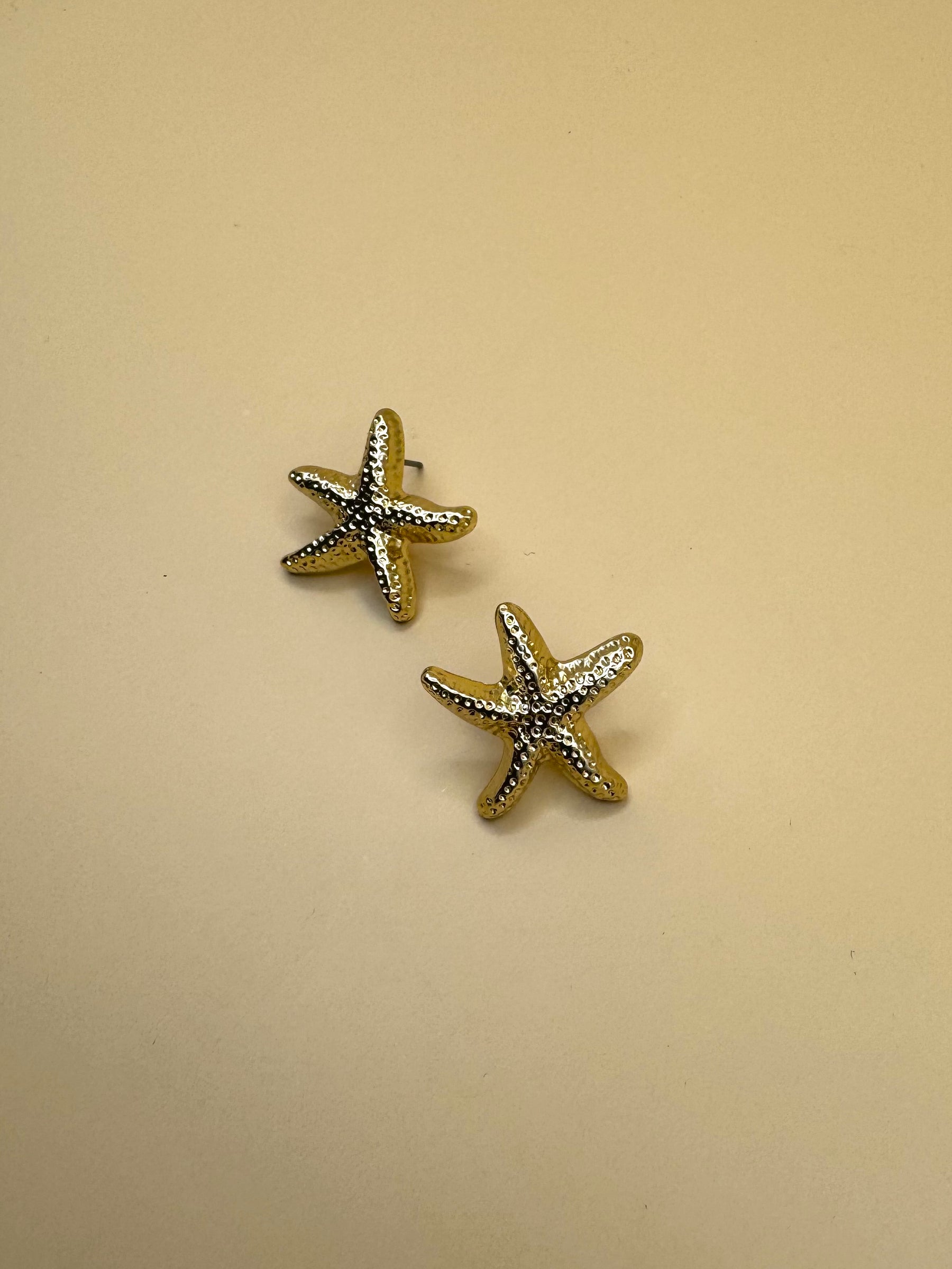 Aretes Estrella de Mar Doradas M5