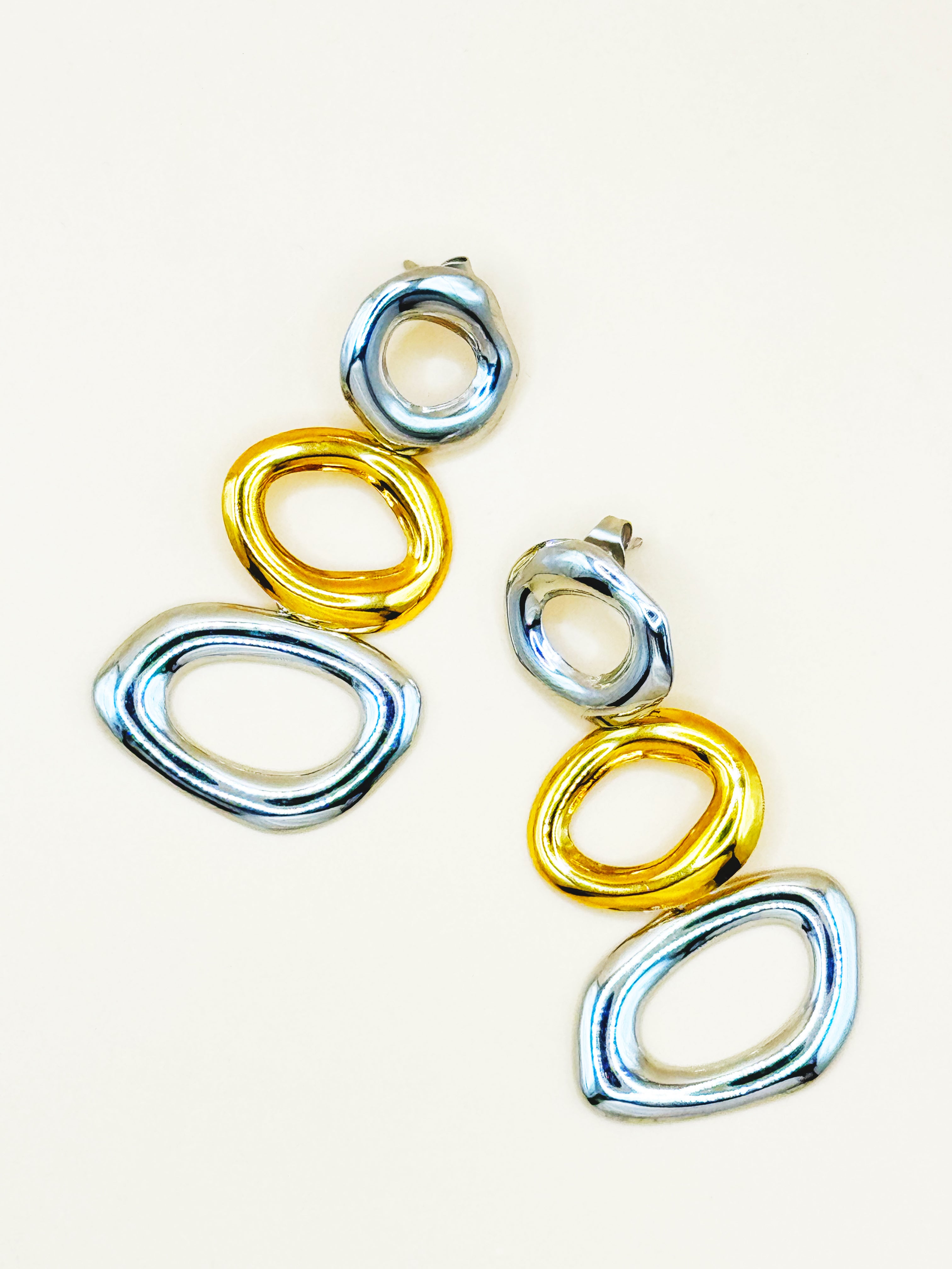 Arete Bicolor Triple Ovalo Colgante N81