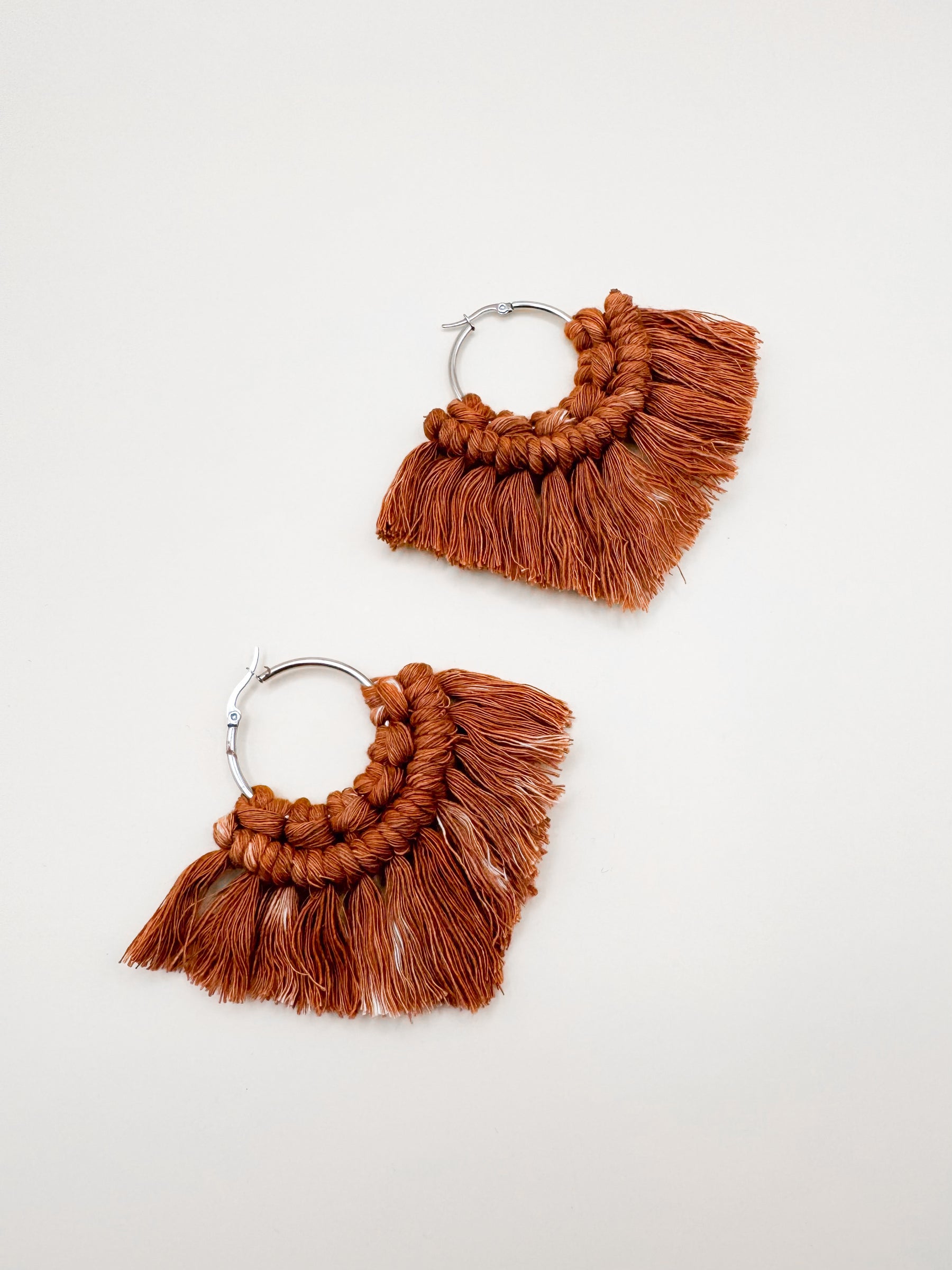 Macramé Triangle Cinnamon Earrings MC2
