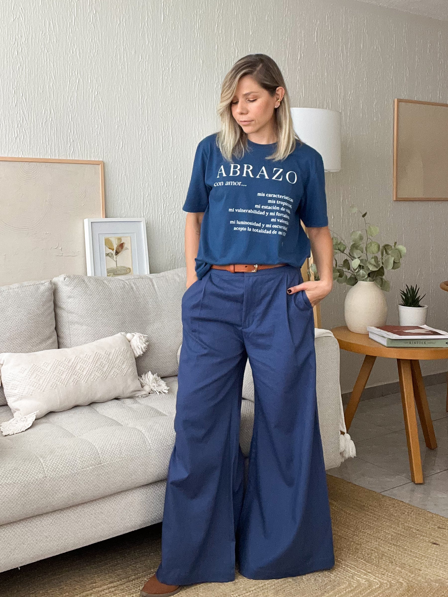 Camiseta Abrazo Azul Índigo