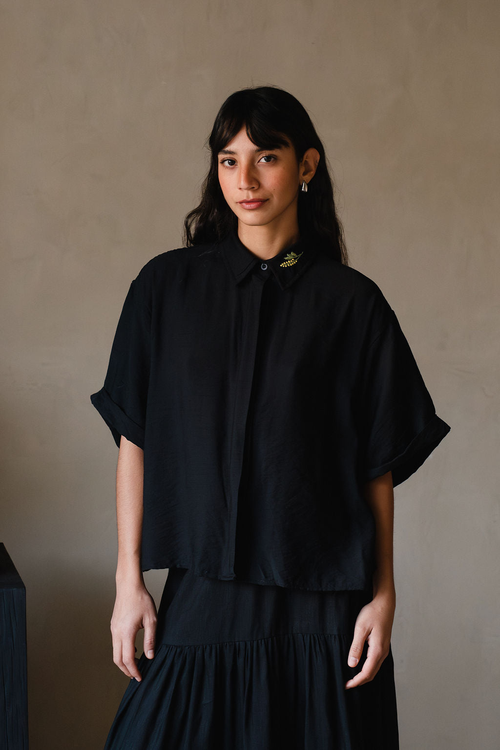 Short-sleeved linen shirt