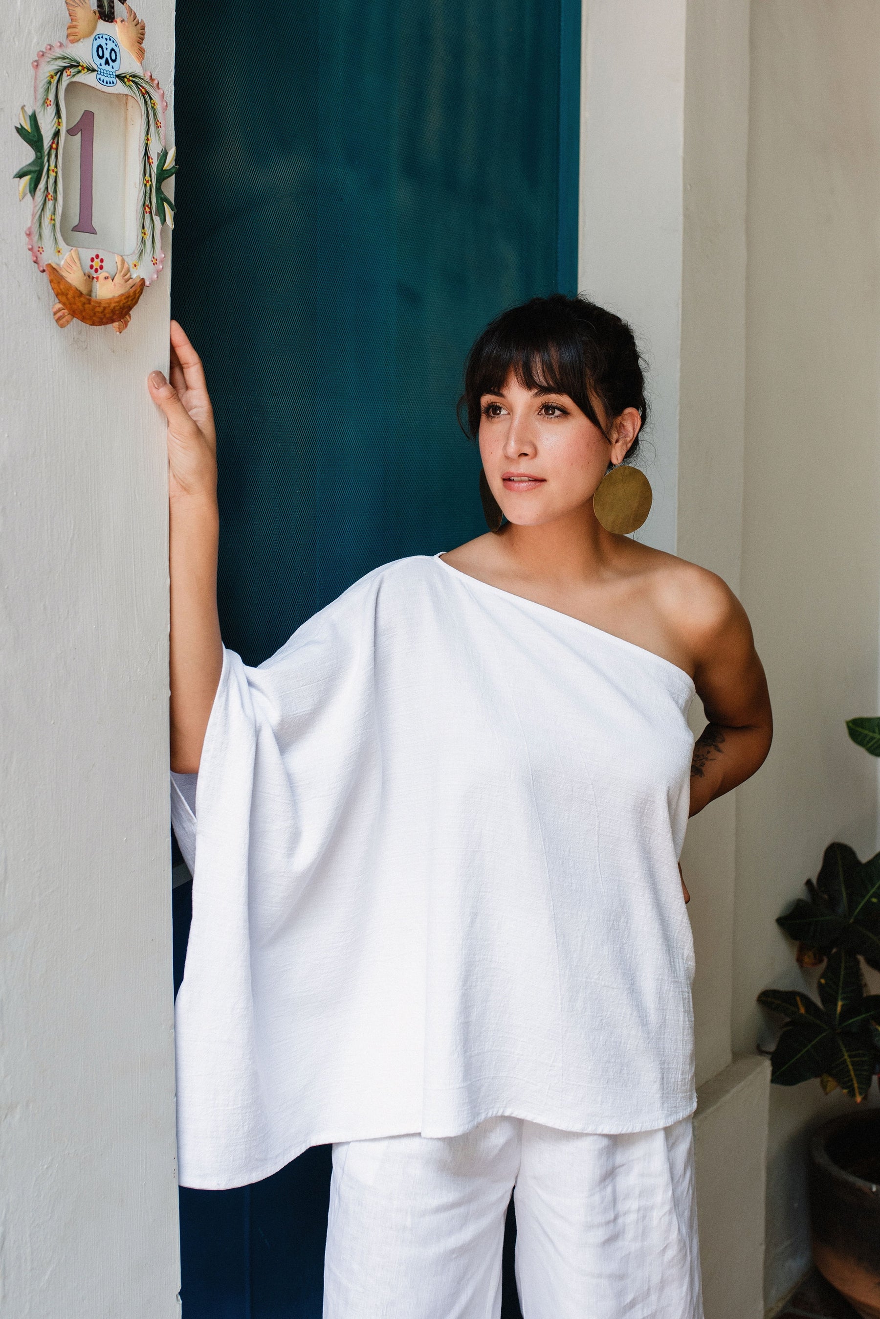 White Laanu Cape