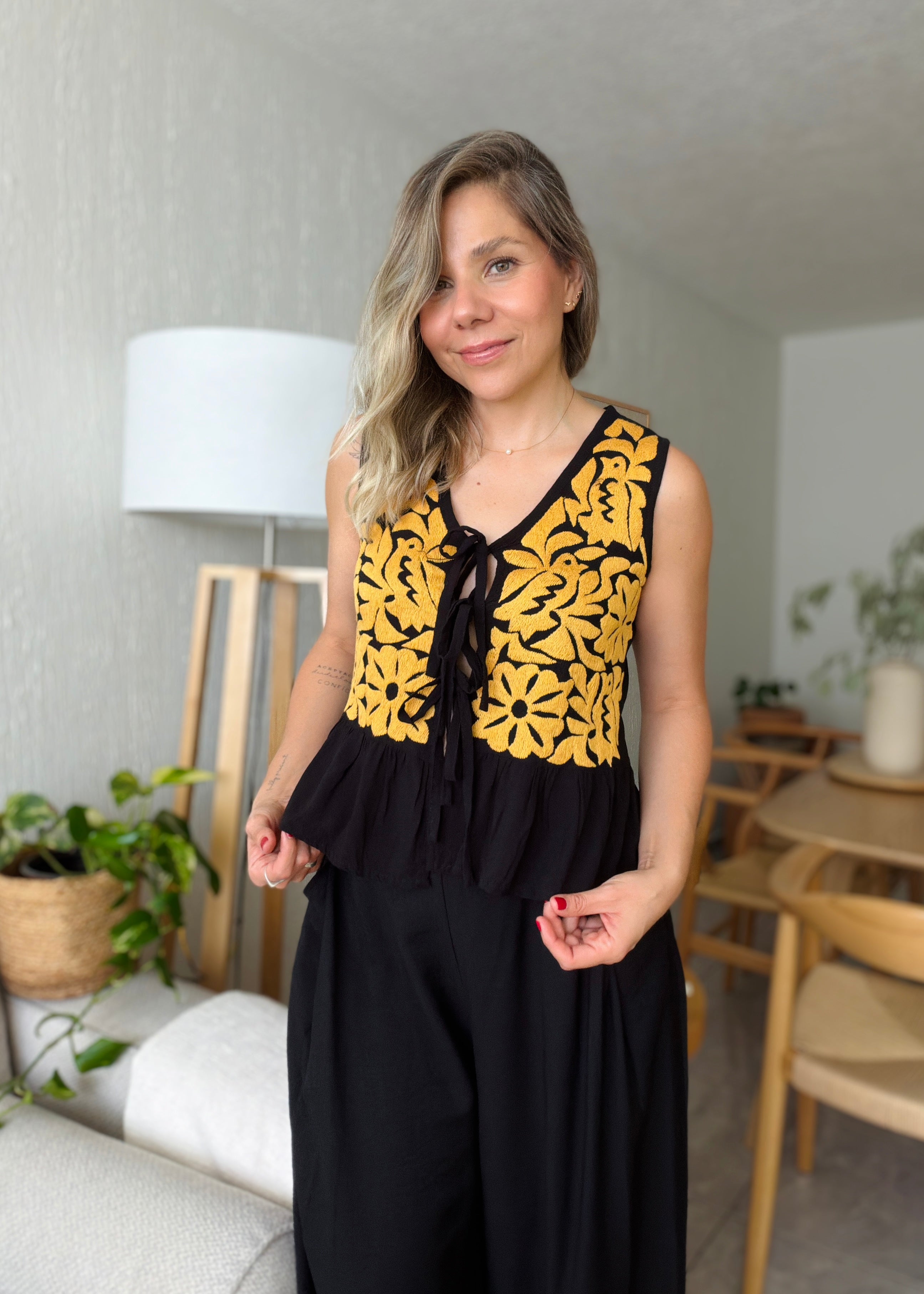 Jalapa V Blue/Burgundy Blouse