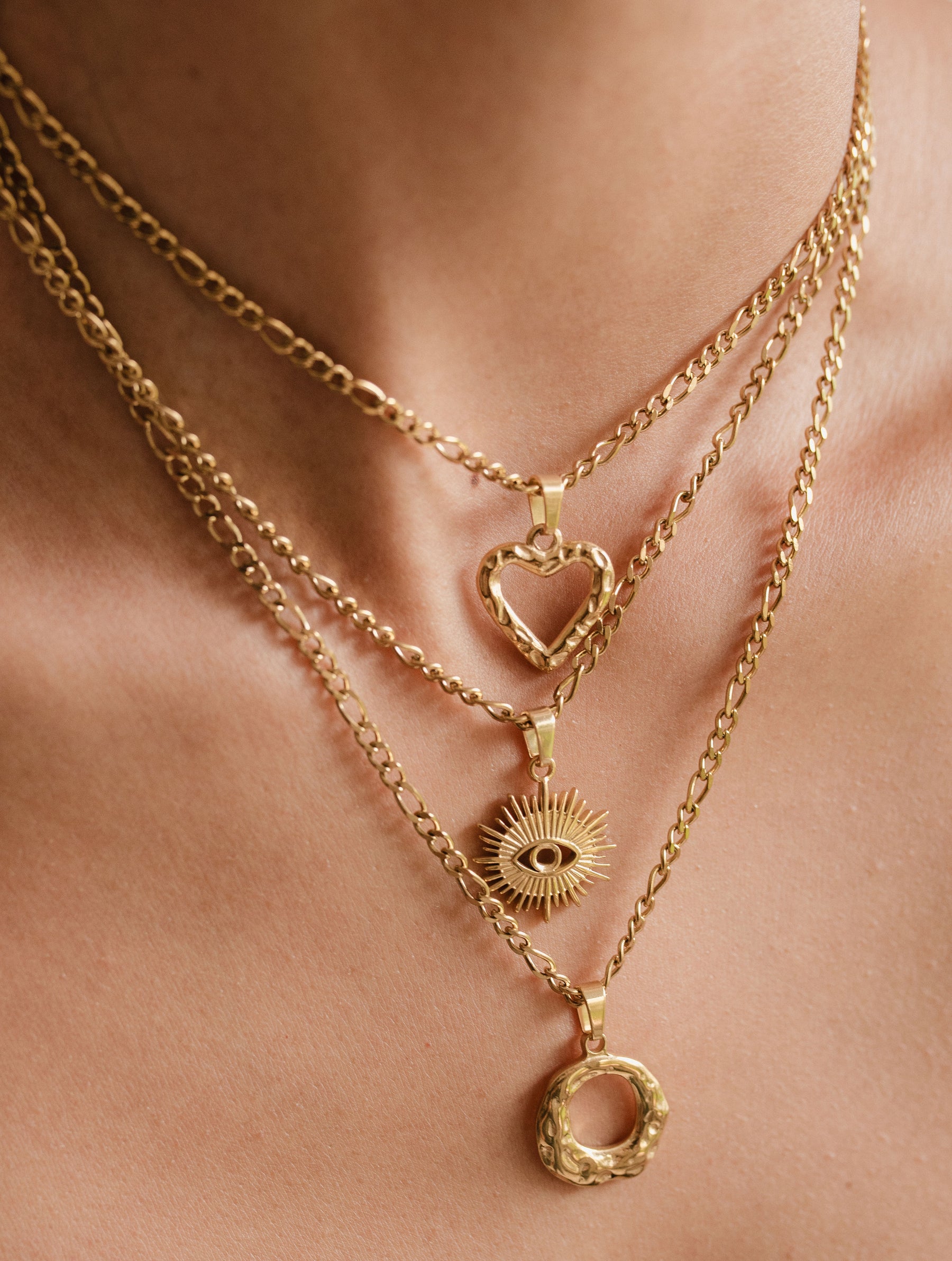 Collar Triple Corazón Sol y Círculo D36