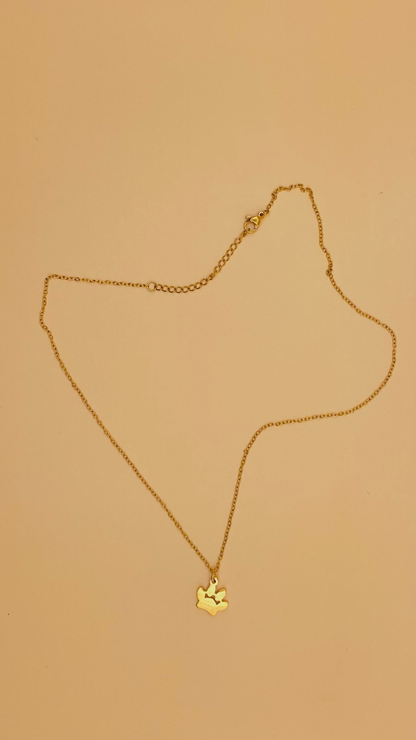 Pink Triple Heart Necklace D44