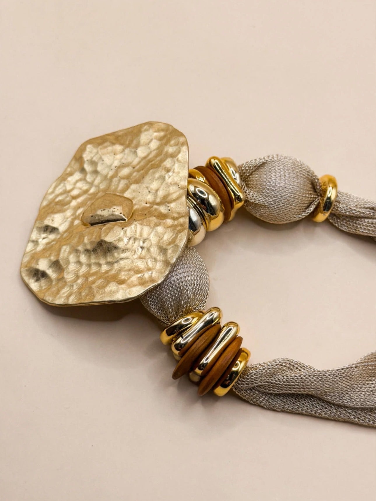 Collar de Malla Dorada 20