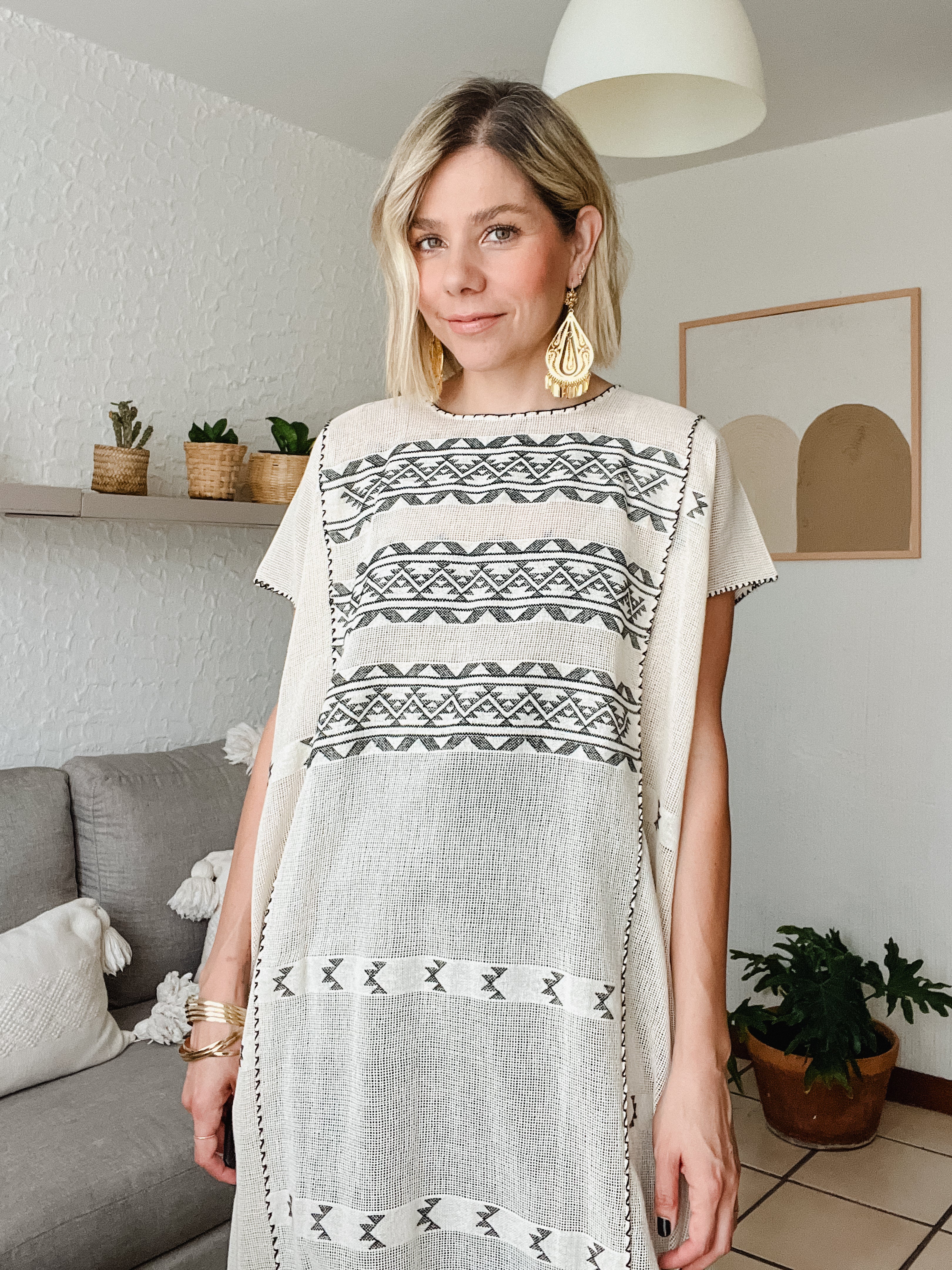 Huipil San Pedro bone color/ black