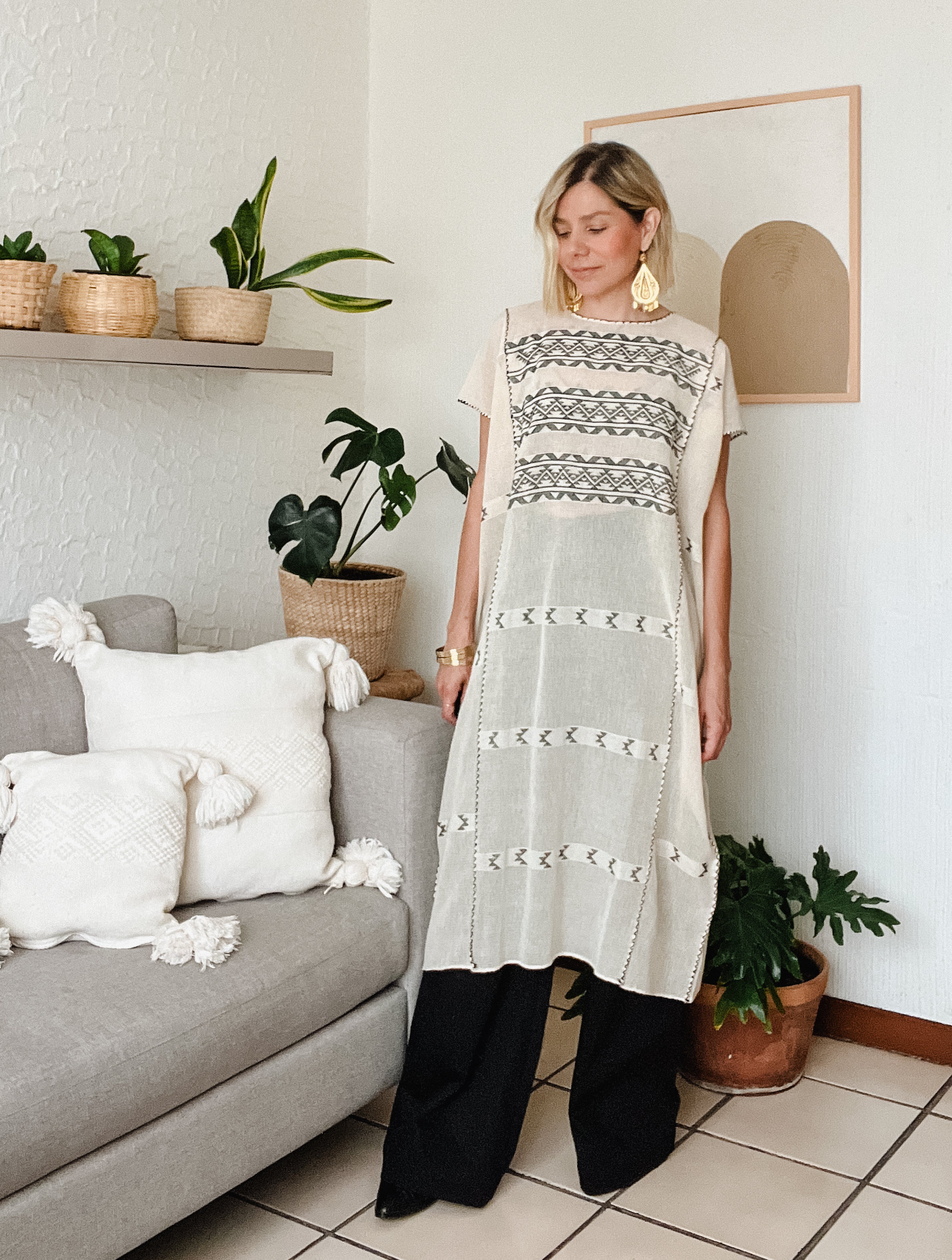 Huipil San Pedro bone color/ black