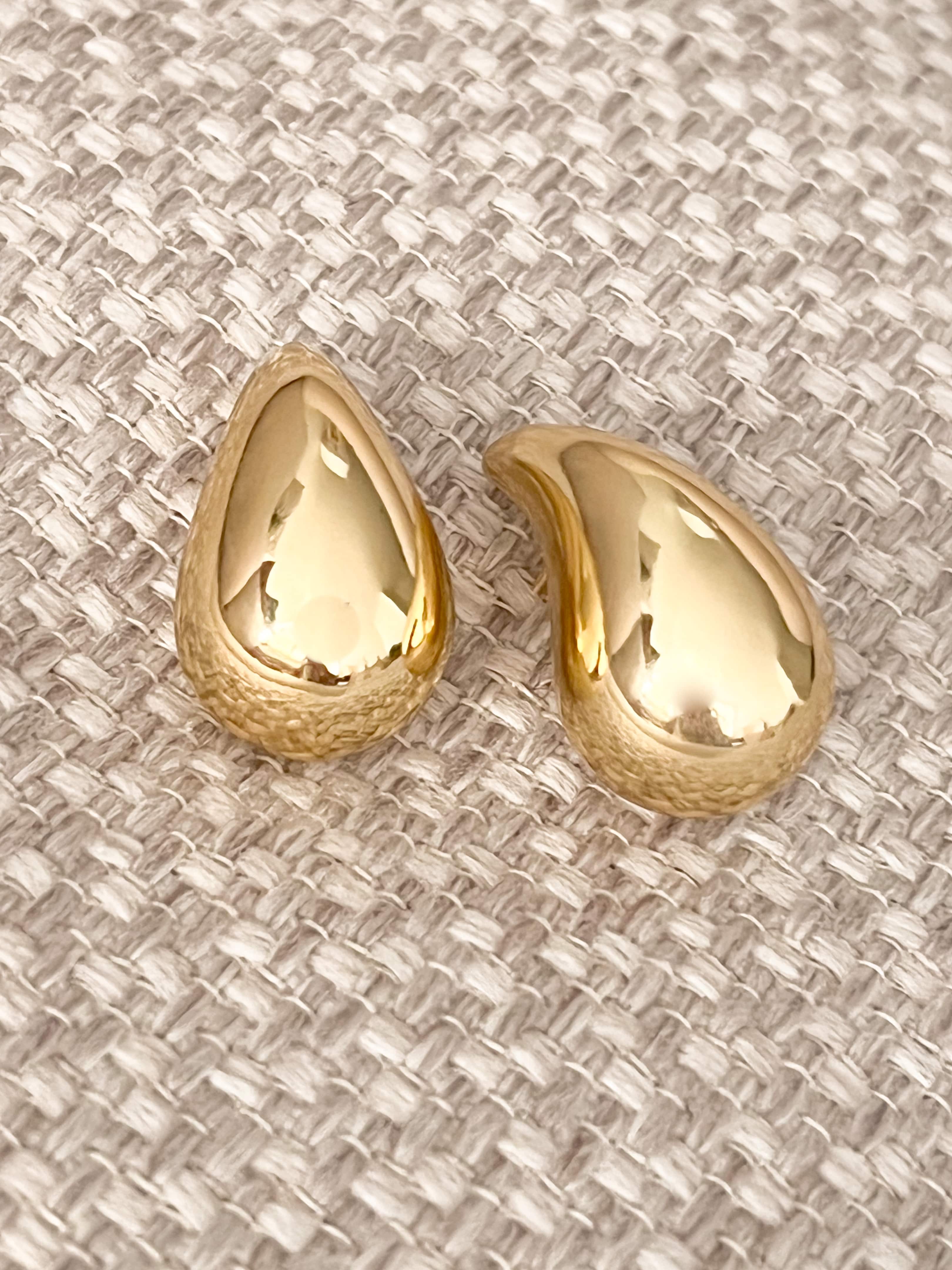 Gold Puff Drop Earrings J31