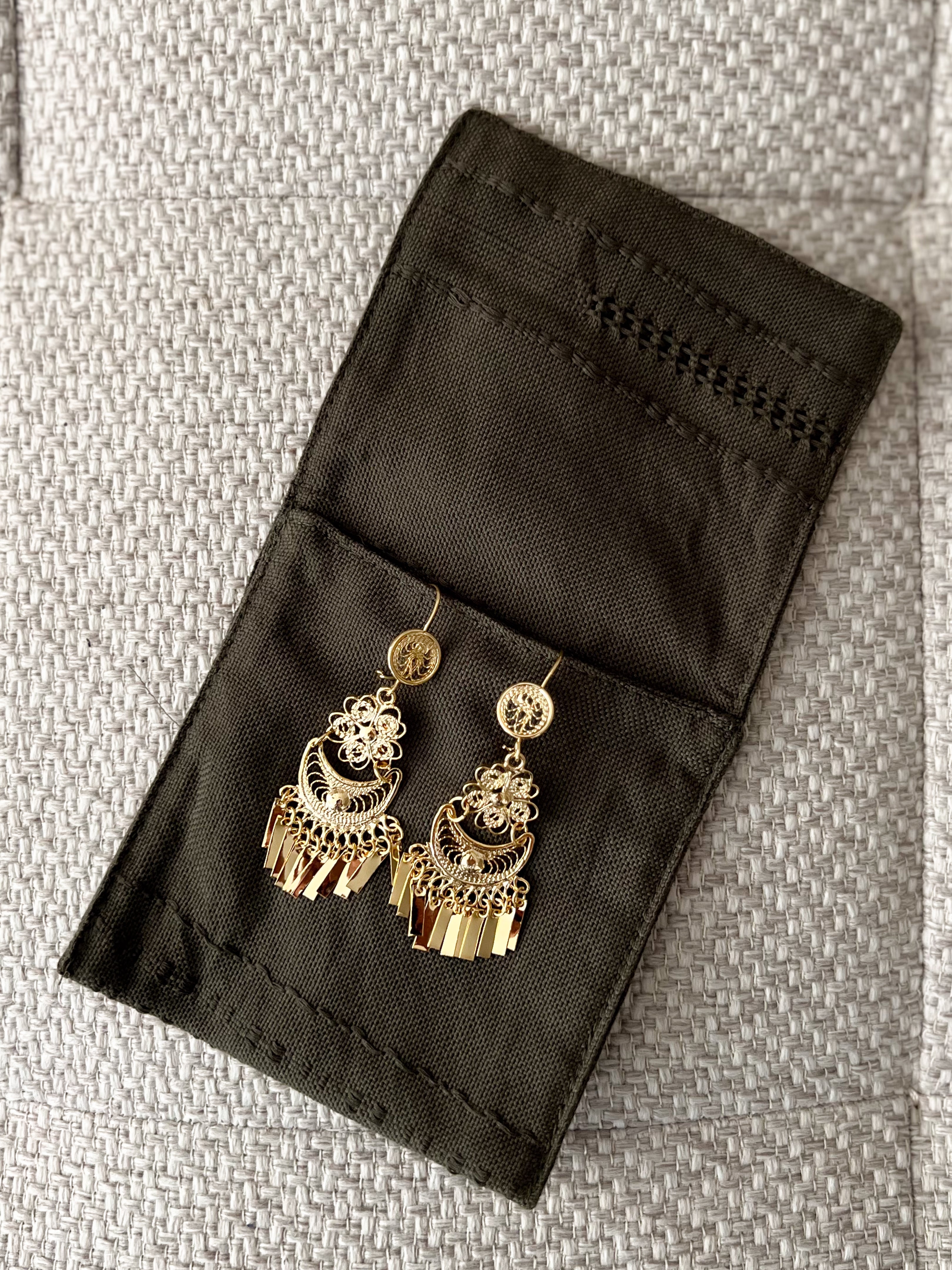 Filigranas Media Luna/Chica F4