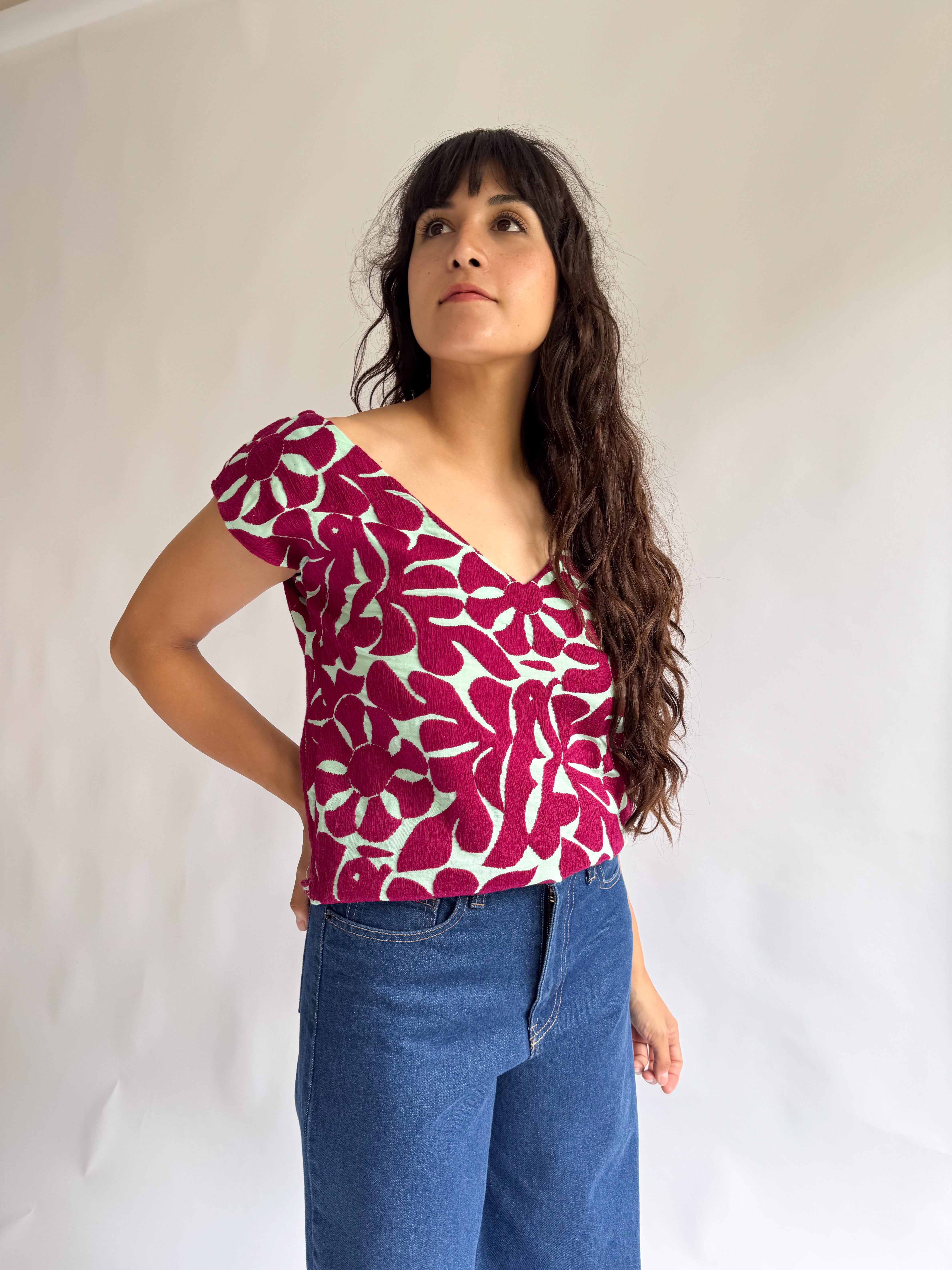 Blusa Jalapa V Menta / Burgundy