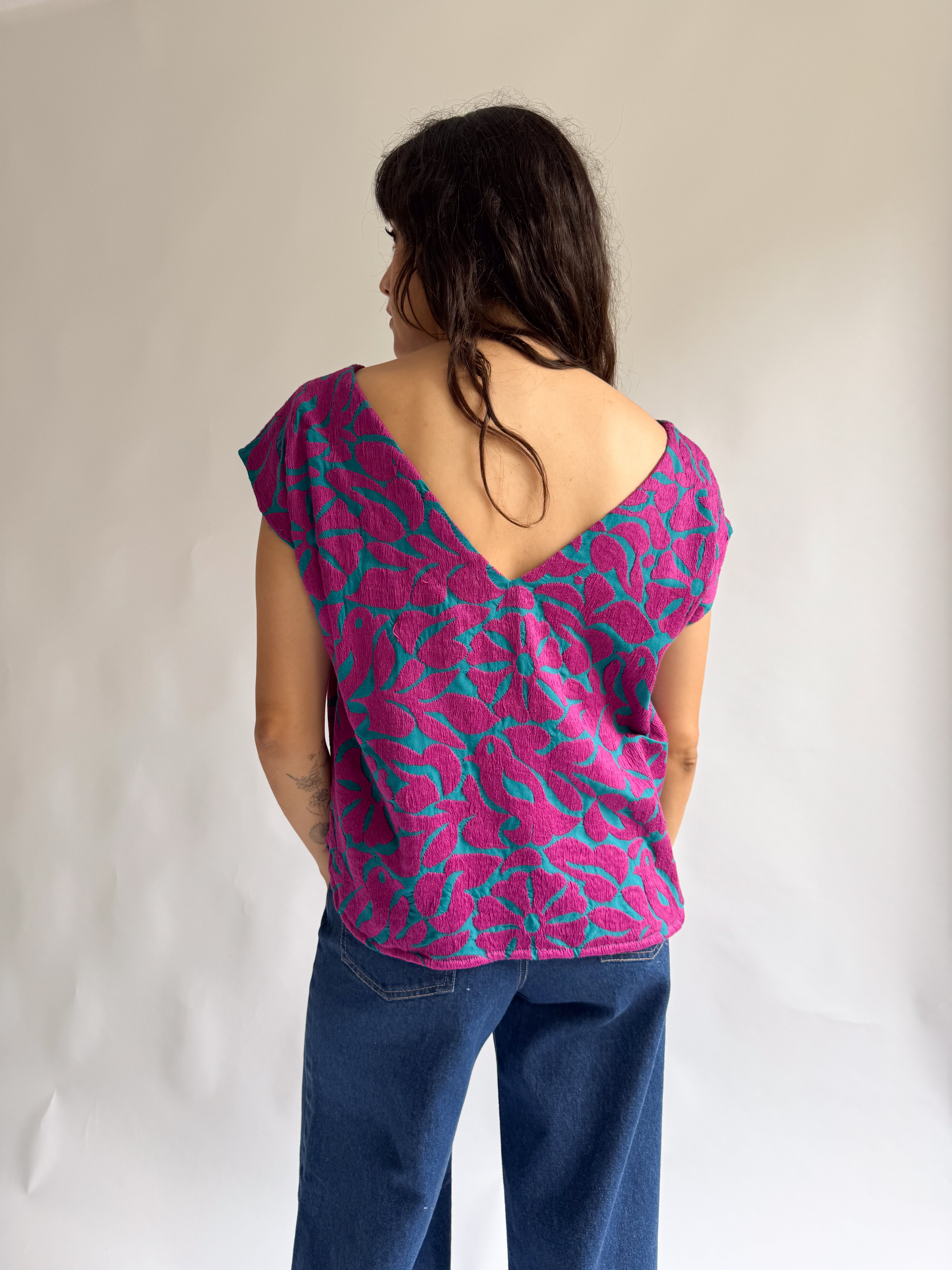 Blusa Jalapa V Aqua / Fucsia
