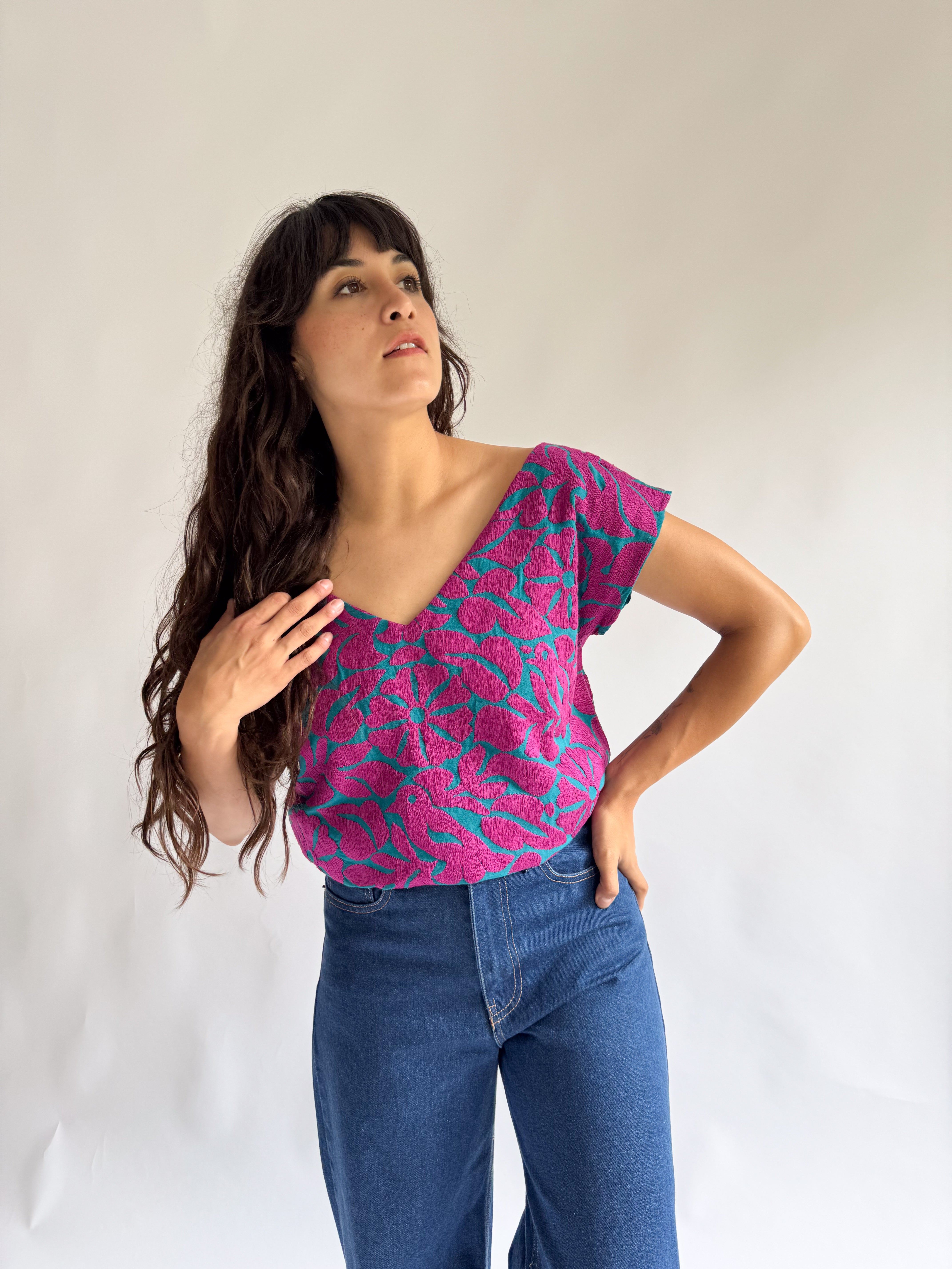 Blusa Jalapa V Aqua / Fucsia