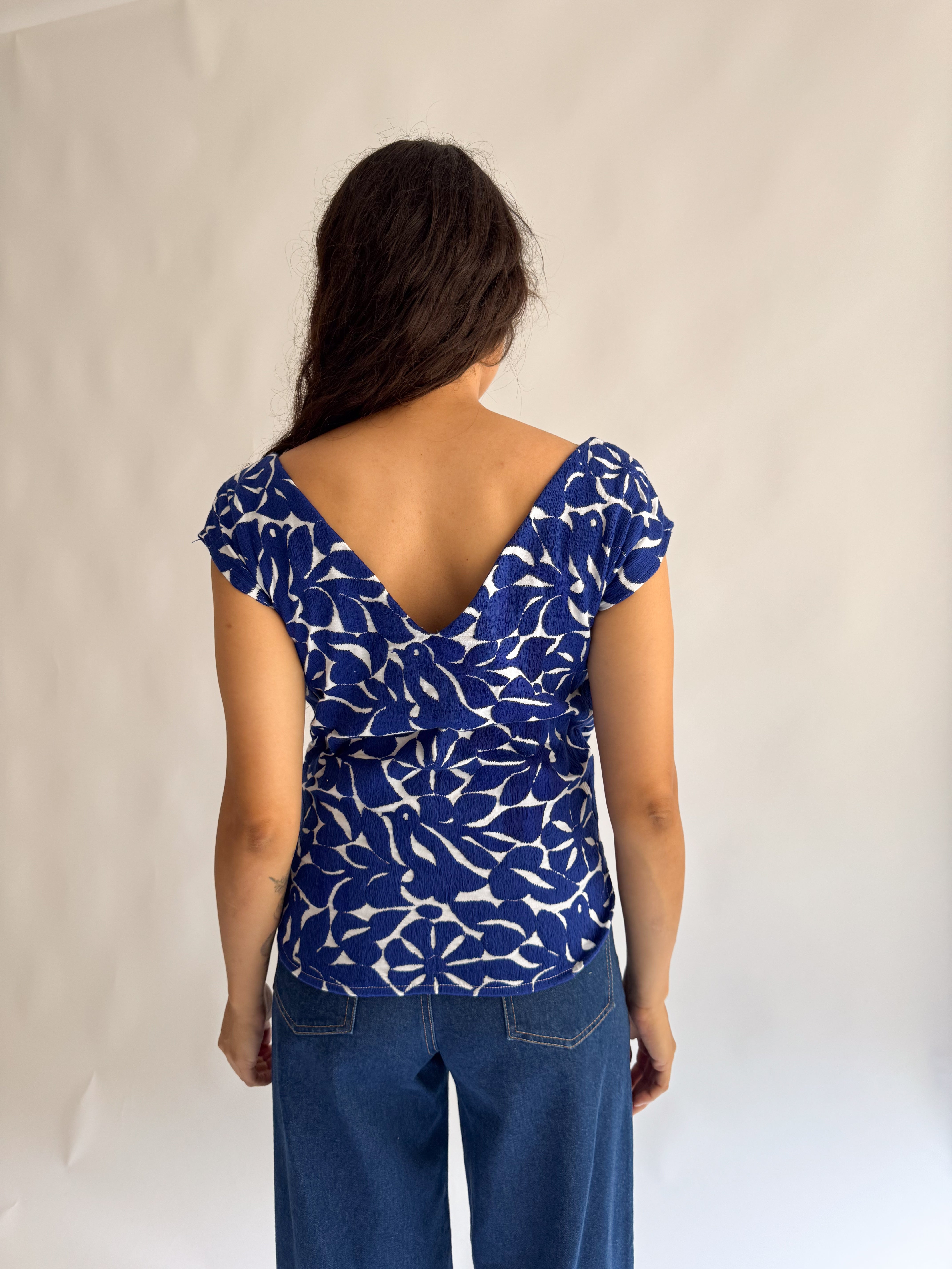 Blusa Jalapa V Blanco / Azul