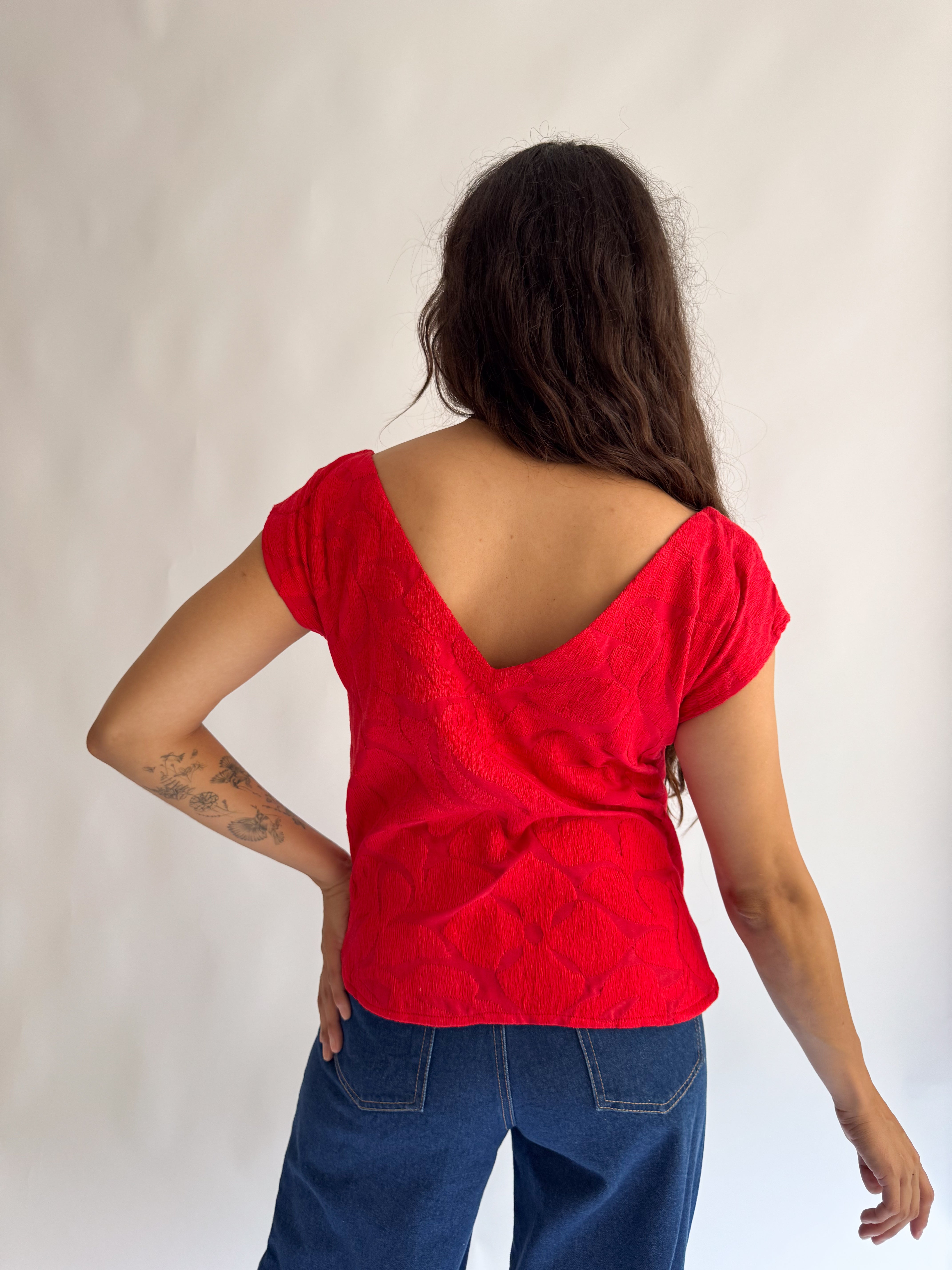 Blusa Jalapa V Rojo Monocromático