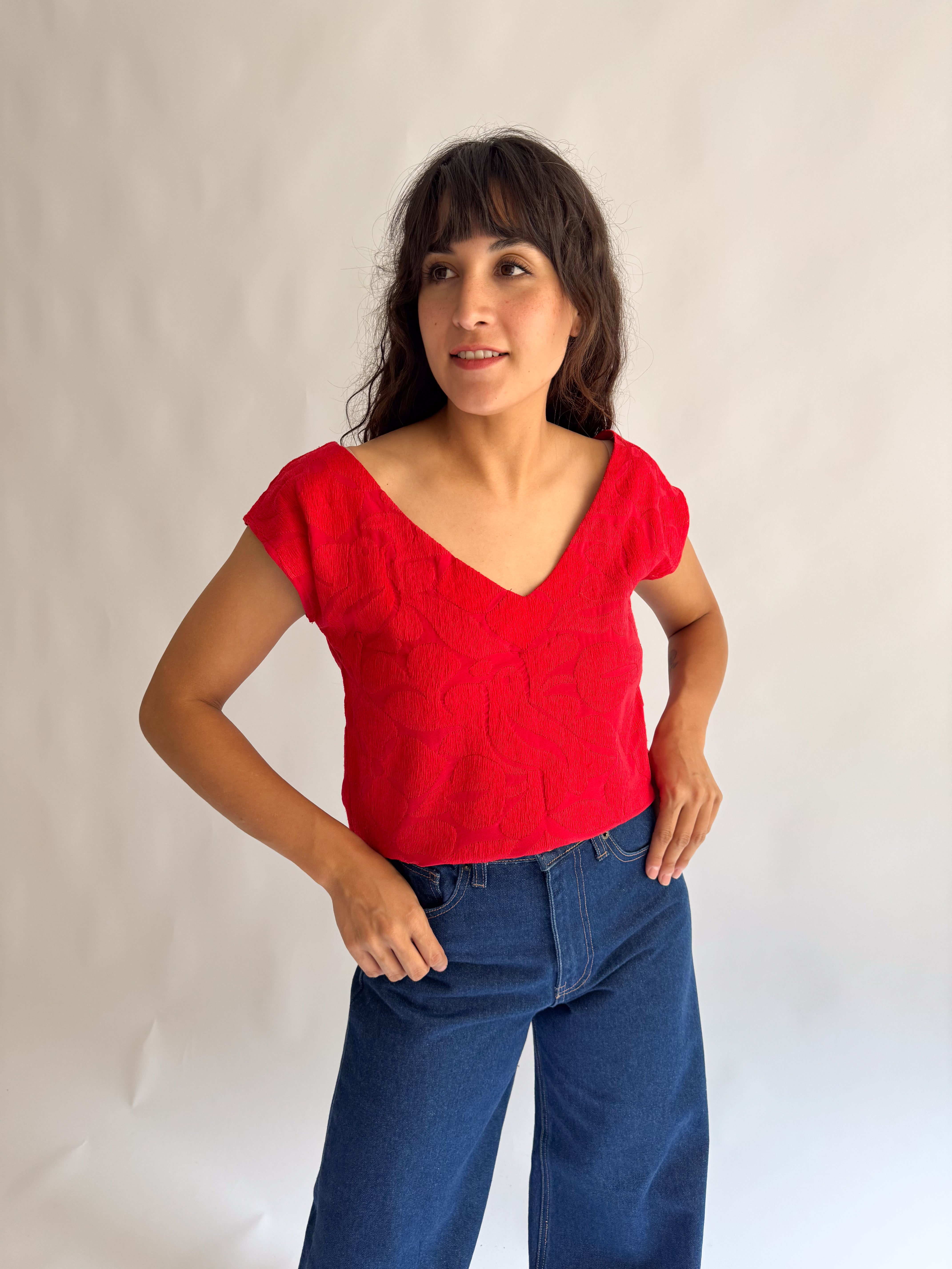 Blusa Jalapa V Rojo Monocromático