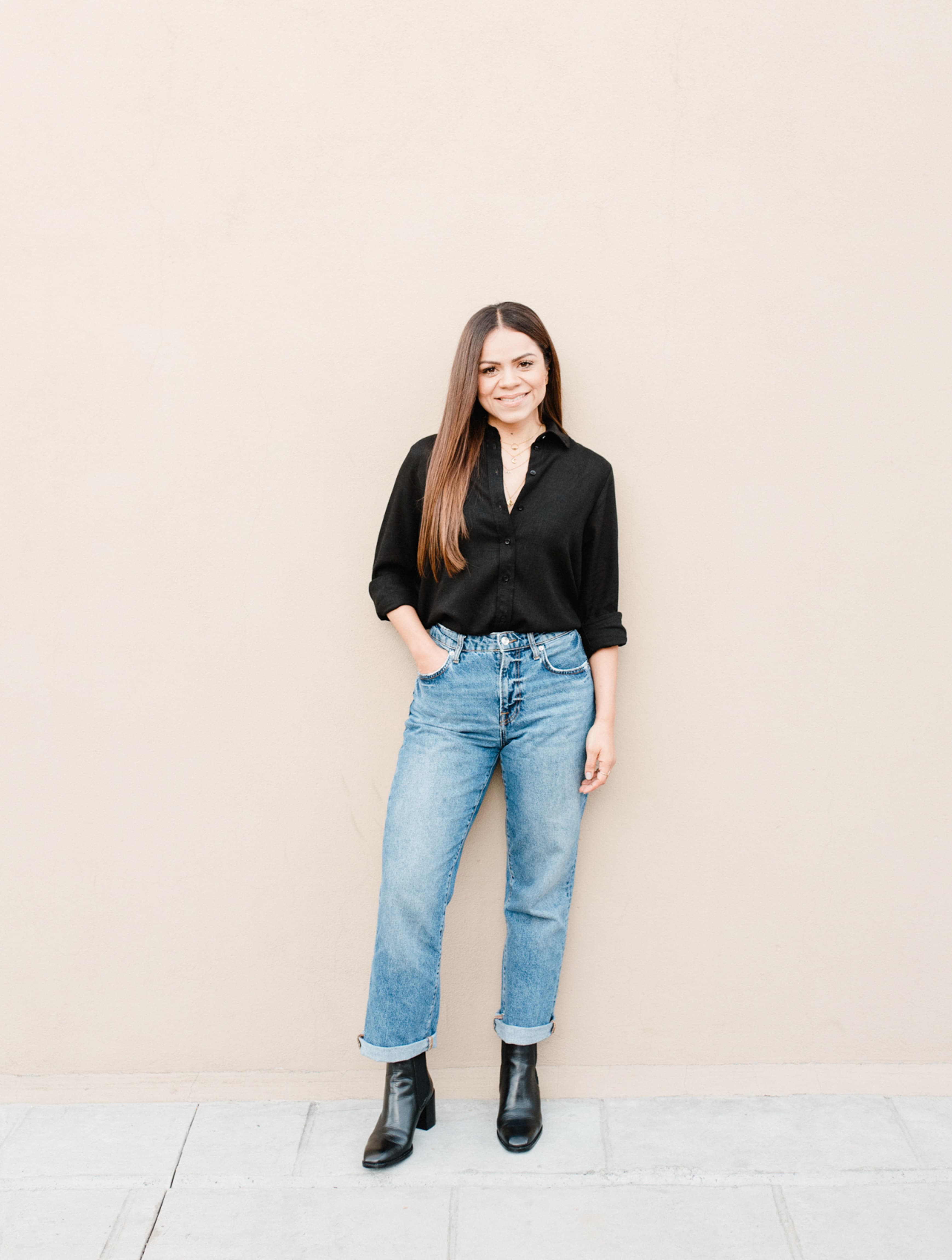 Long-sleeved linen shirt