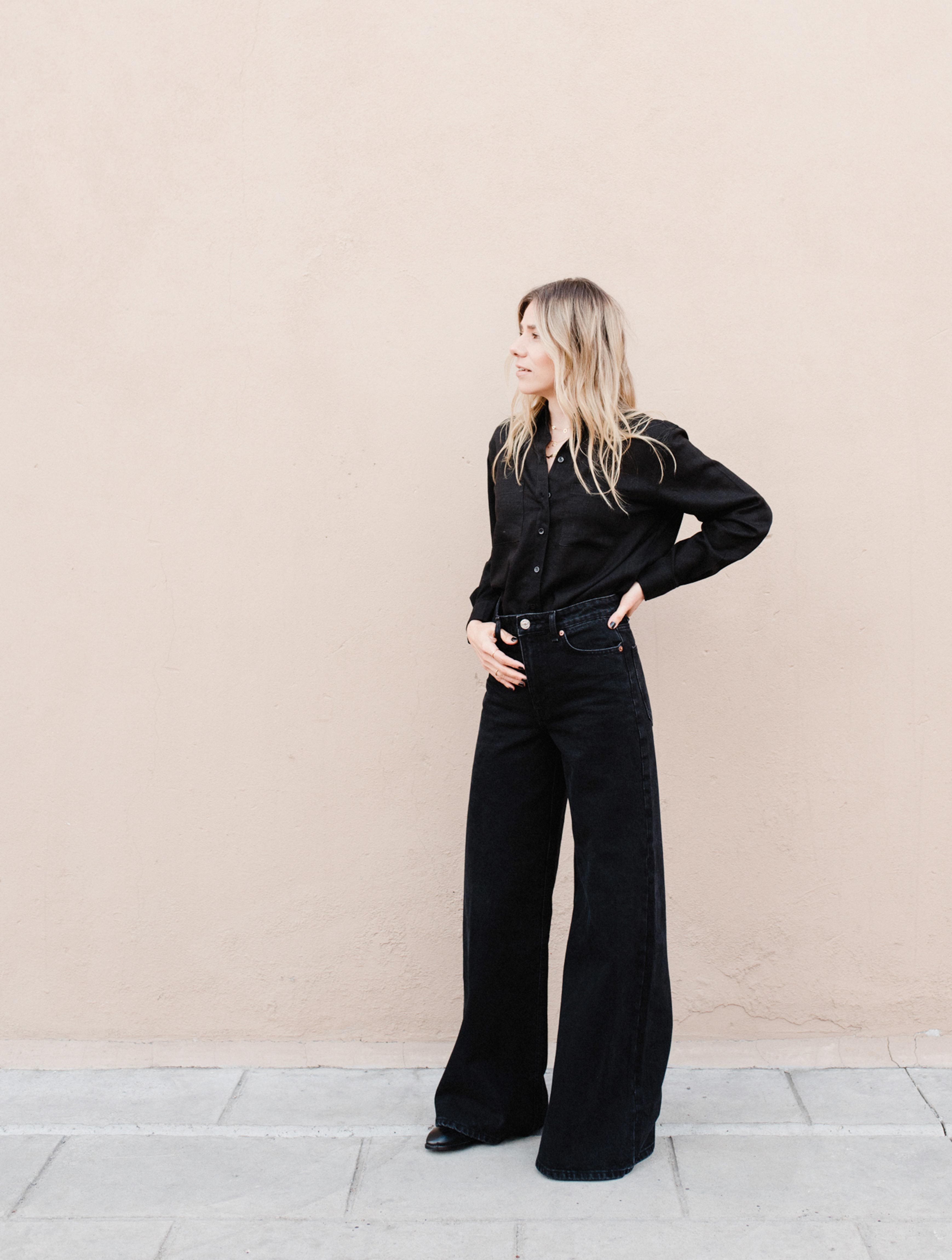 Long-sleeved linen shirt