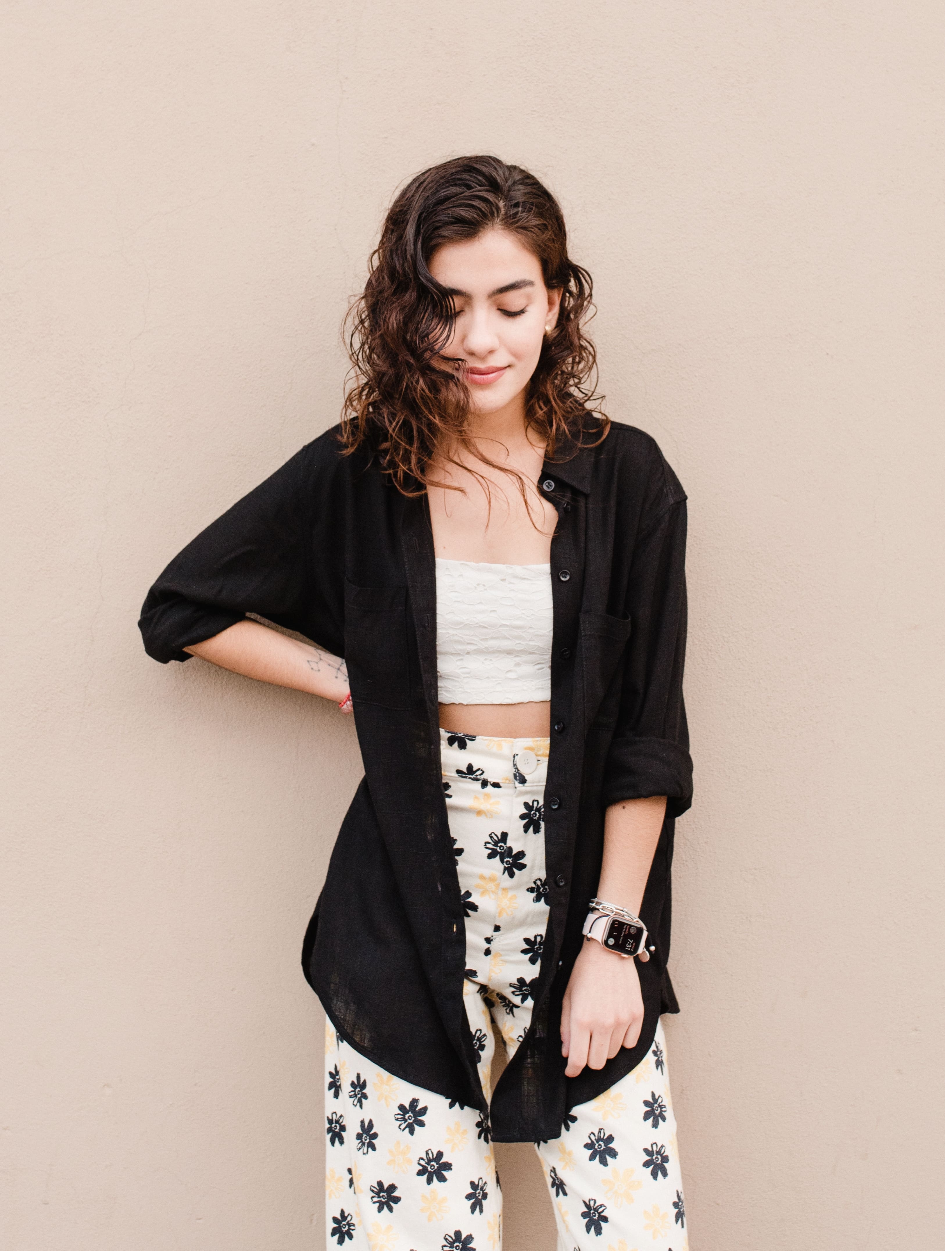 Long-sleeved linen shirt