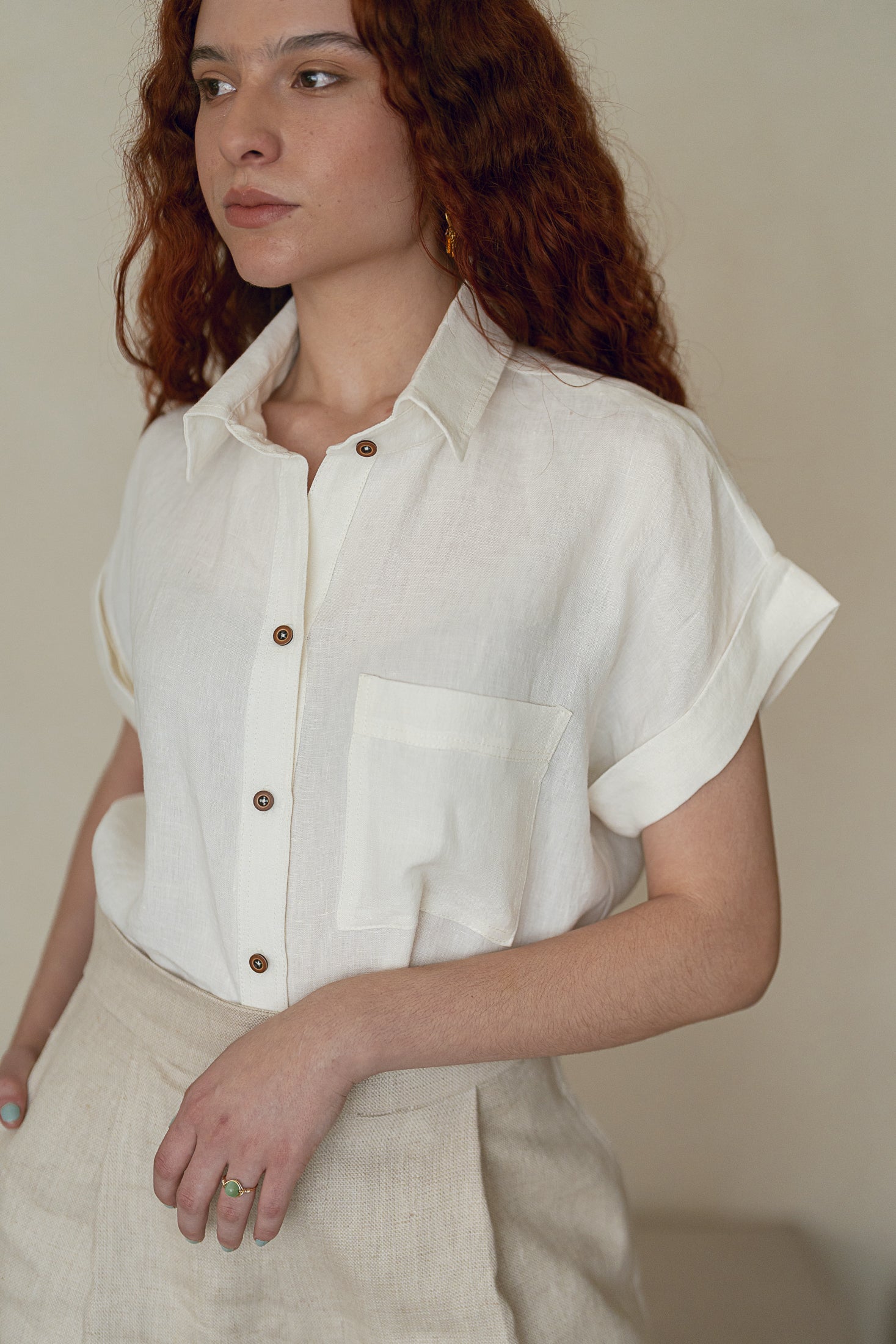 Camisa de Lino Marfil Manga Corta