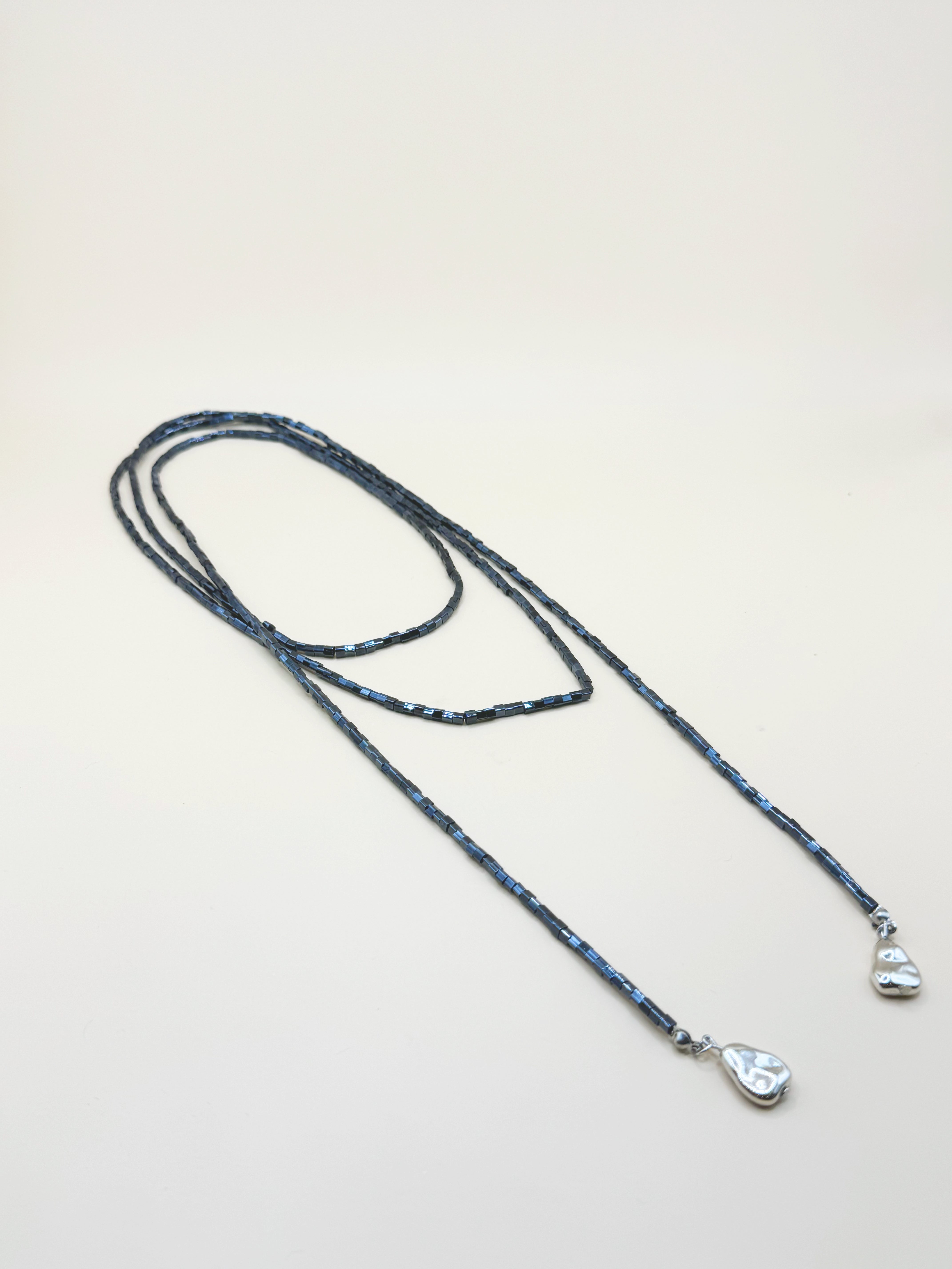 Collar Negro Brillos N113