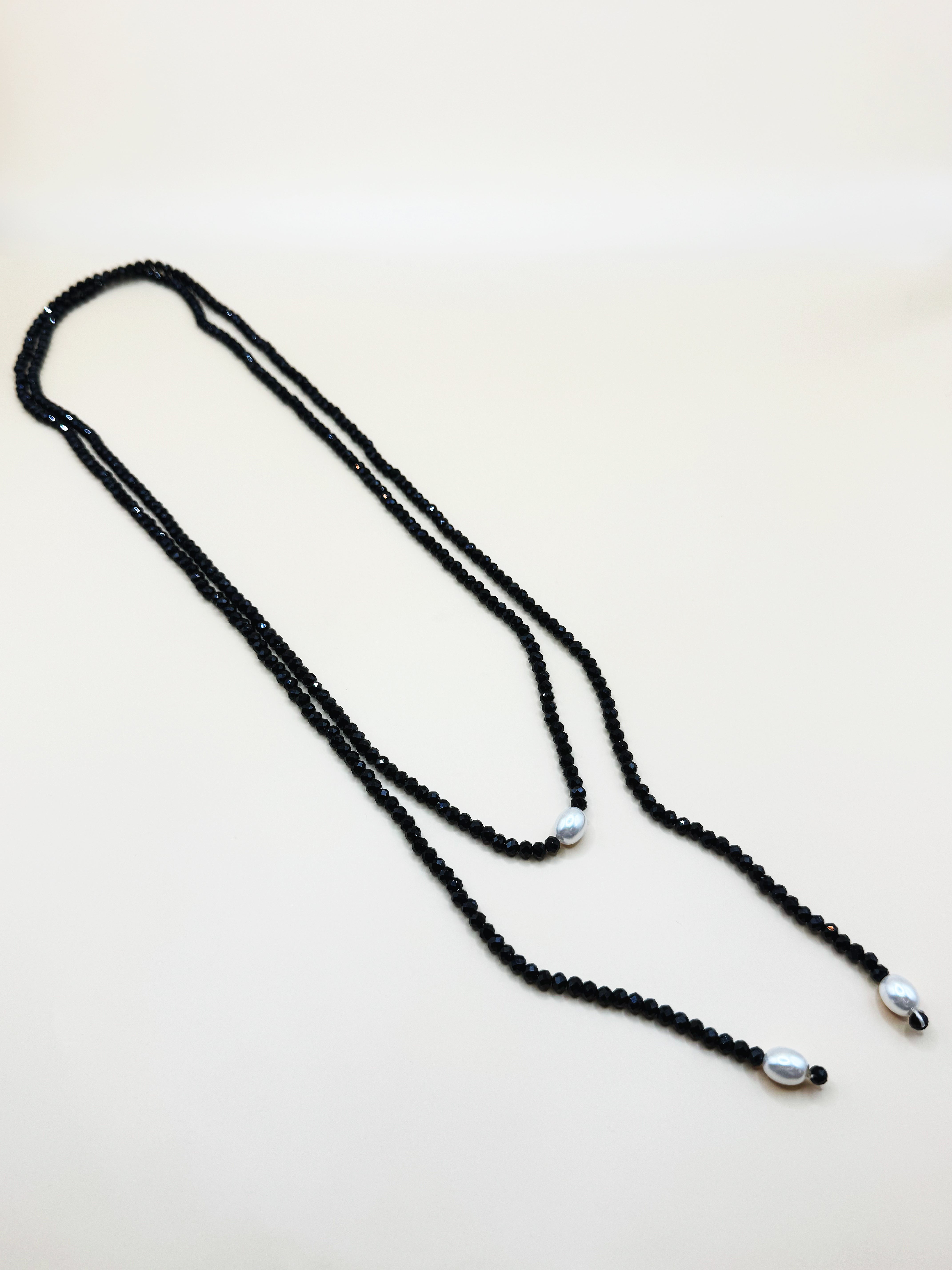 Collar Negro De Formas Redondas N133
