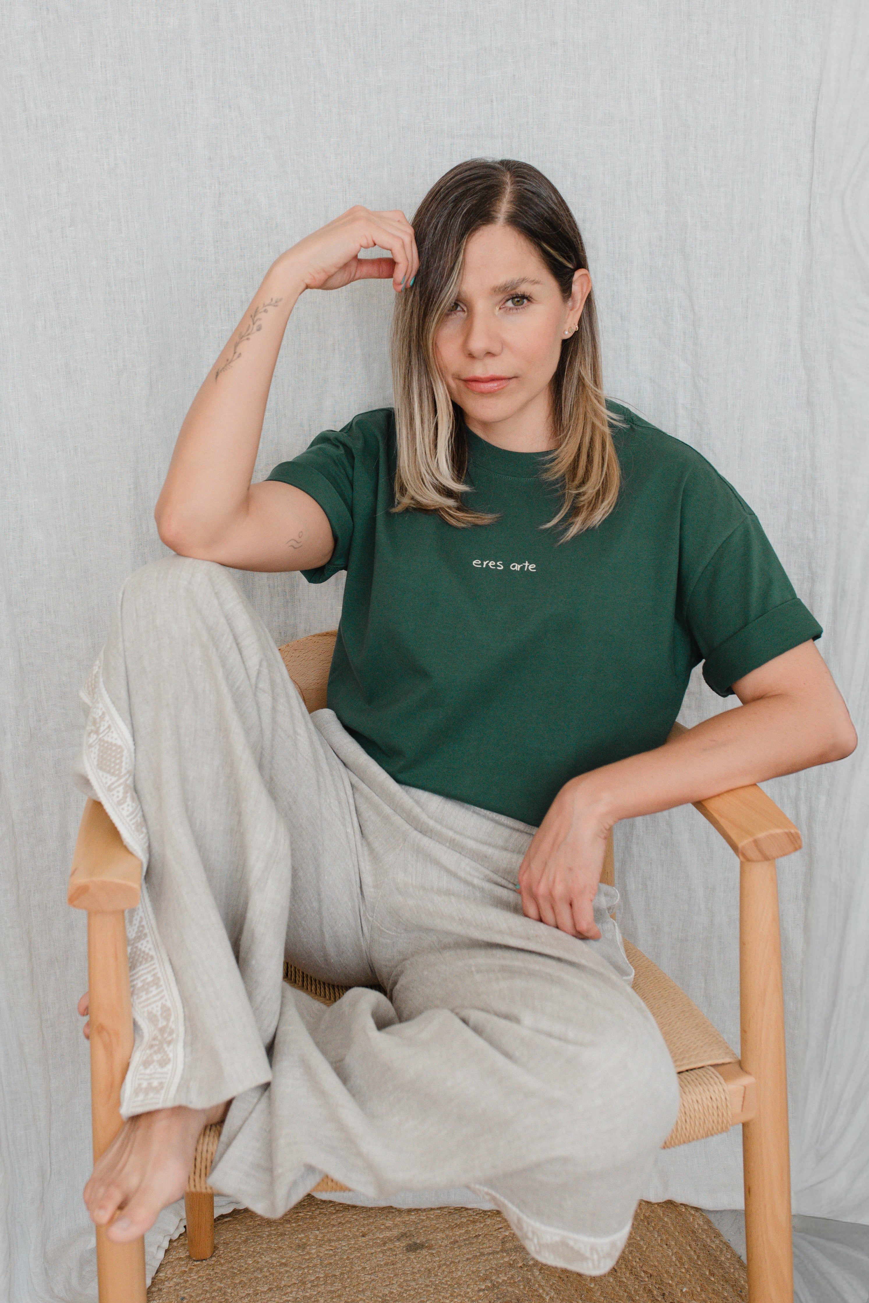 Playera Eres Arte Verde Retro Oversized Premium 240grs