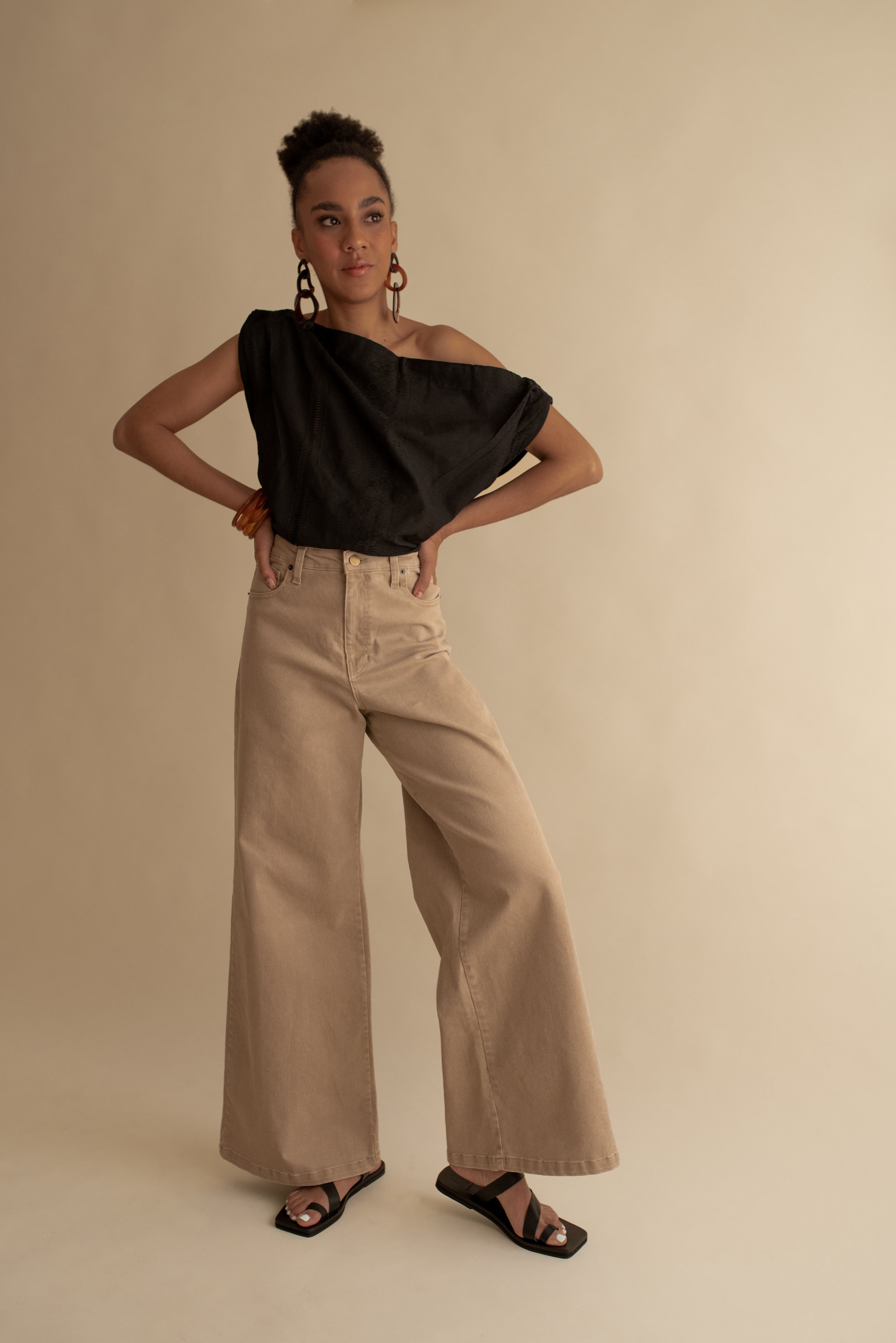 Pantalón Hilos de Raíz Mezclilla