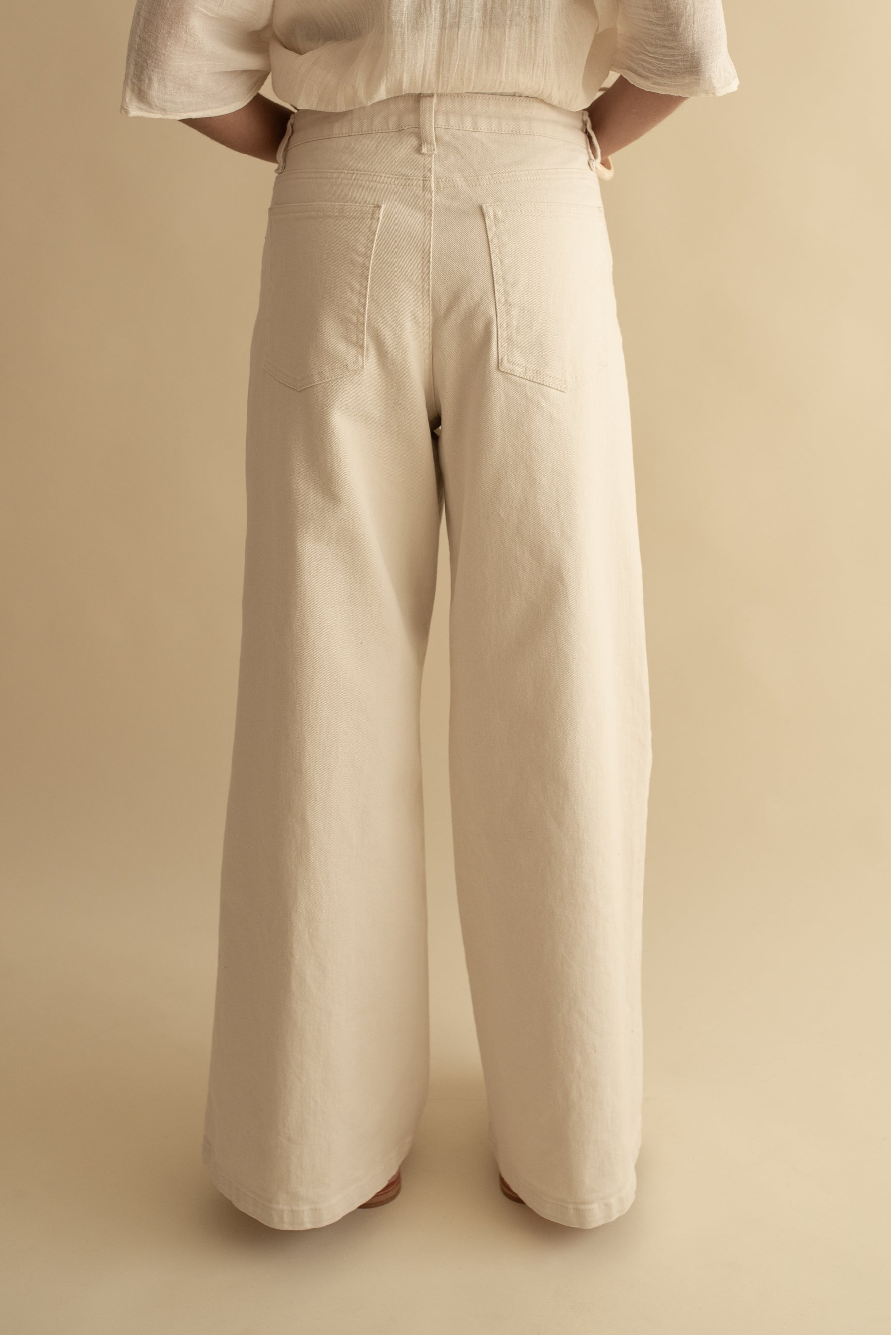 Pantalón Hilos de Raíz Mezclilla