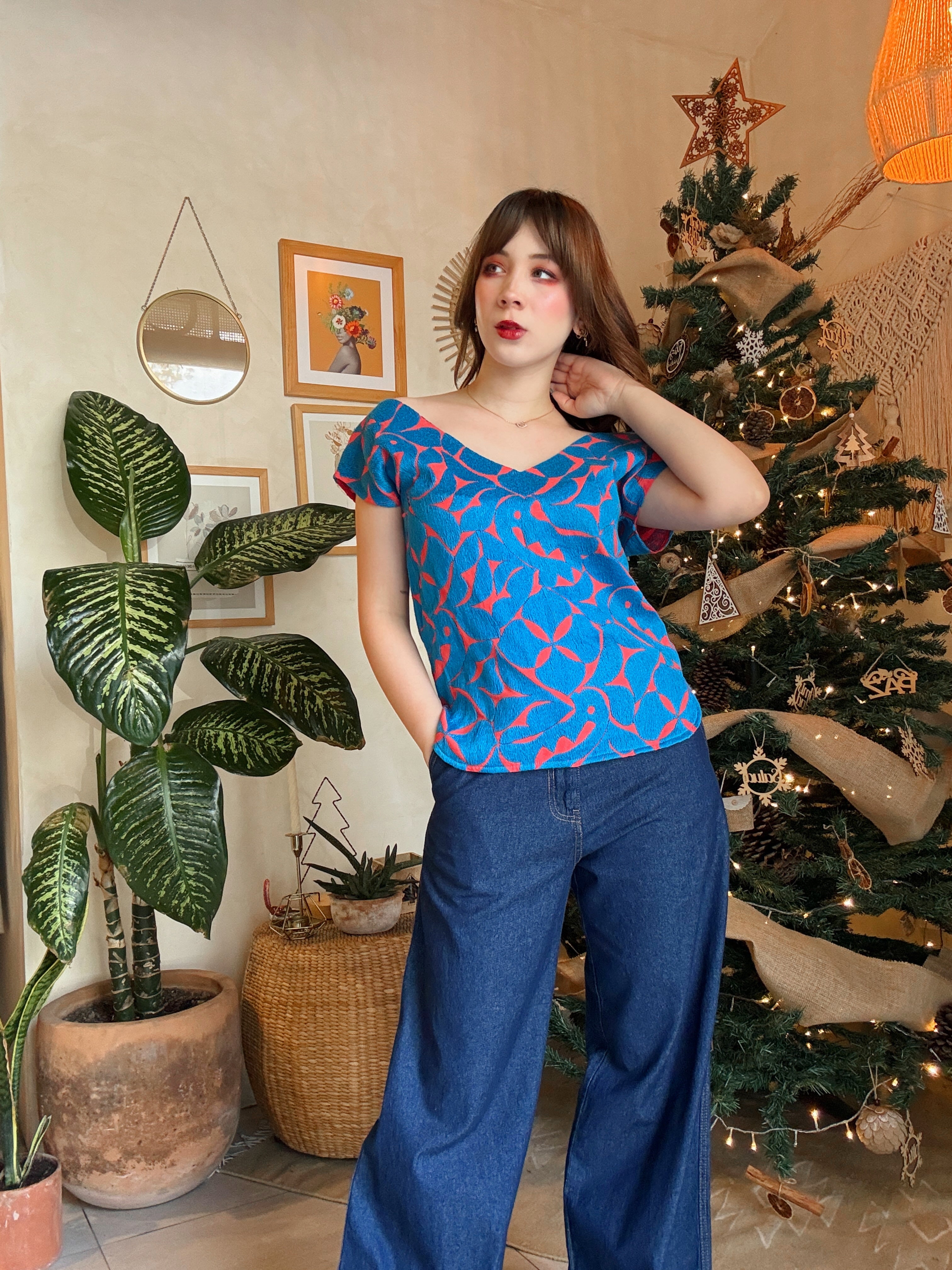 Jalapa V-neck Blouse in Neon Pink/Blue