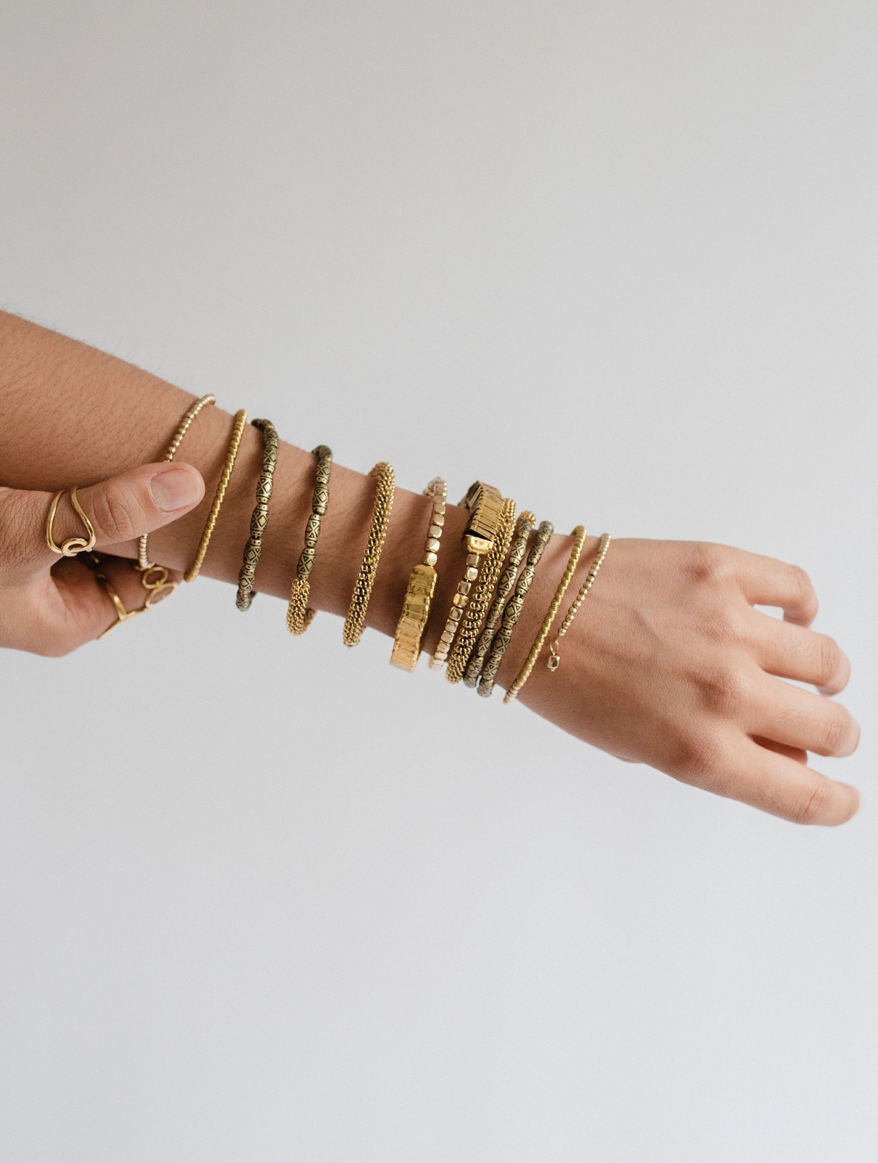 Set de Pulseras Espiral Doradas D52