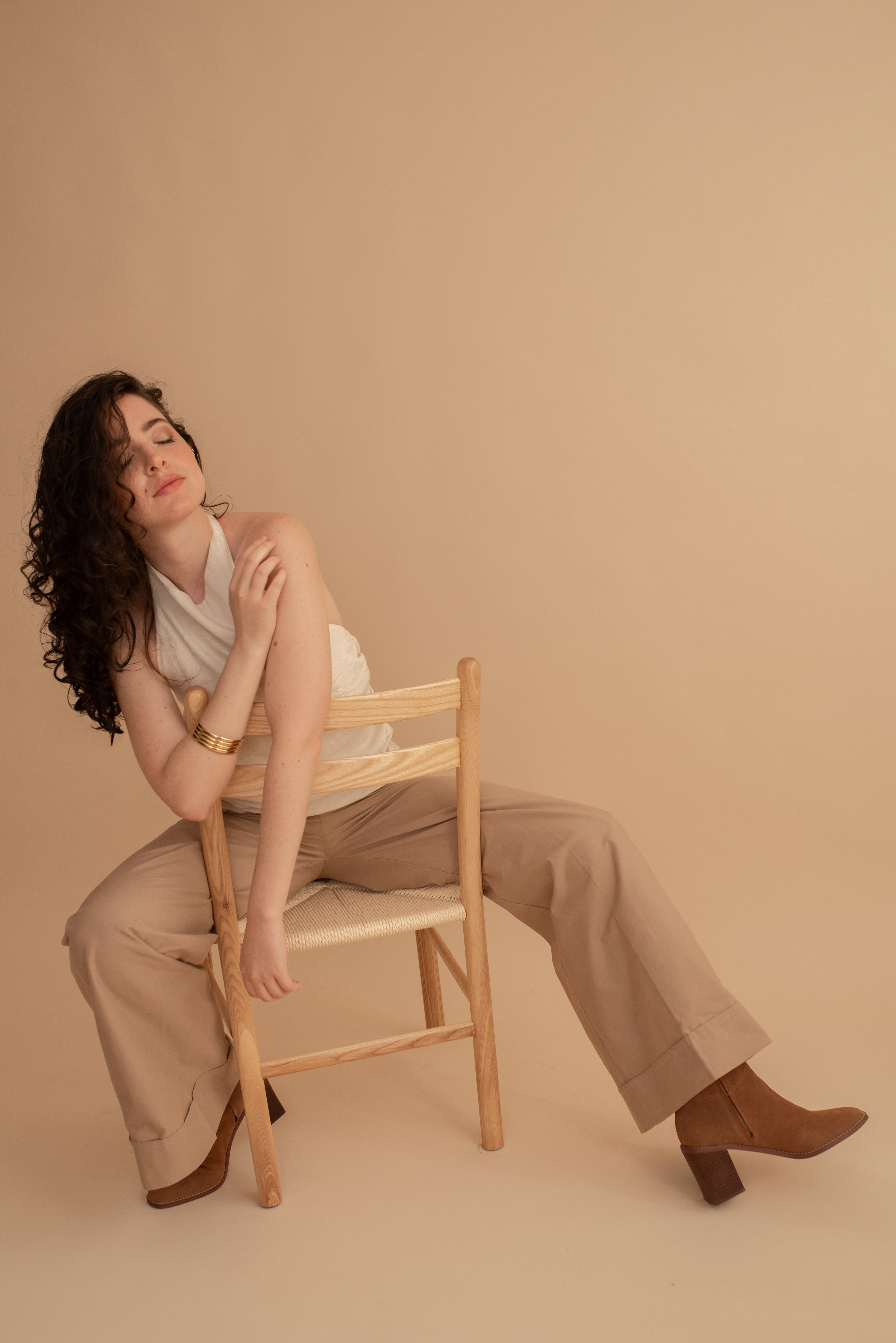 Valenciana Taupe Trousers