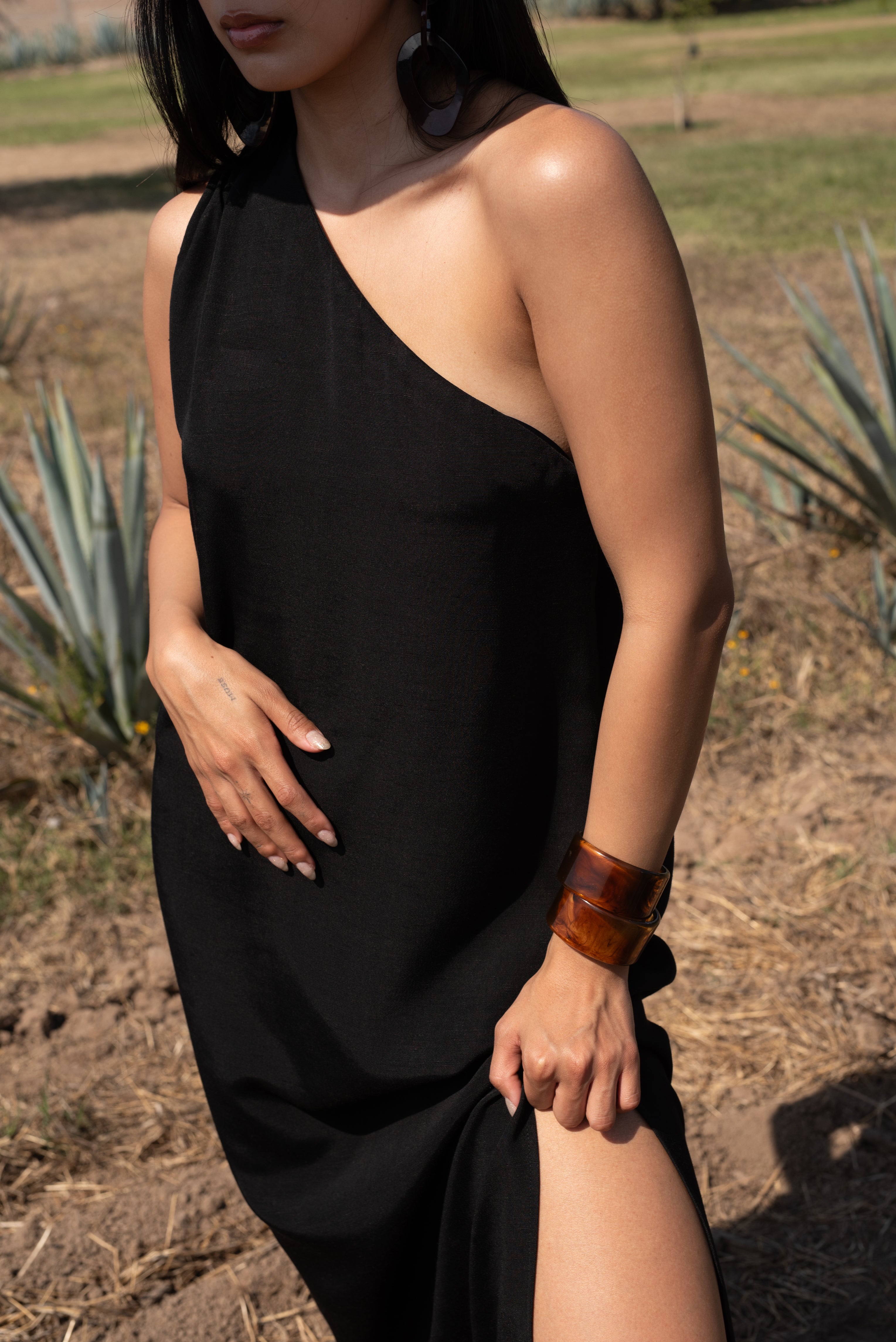 Shi-Cu Black Dress