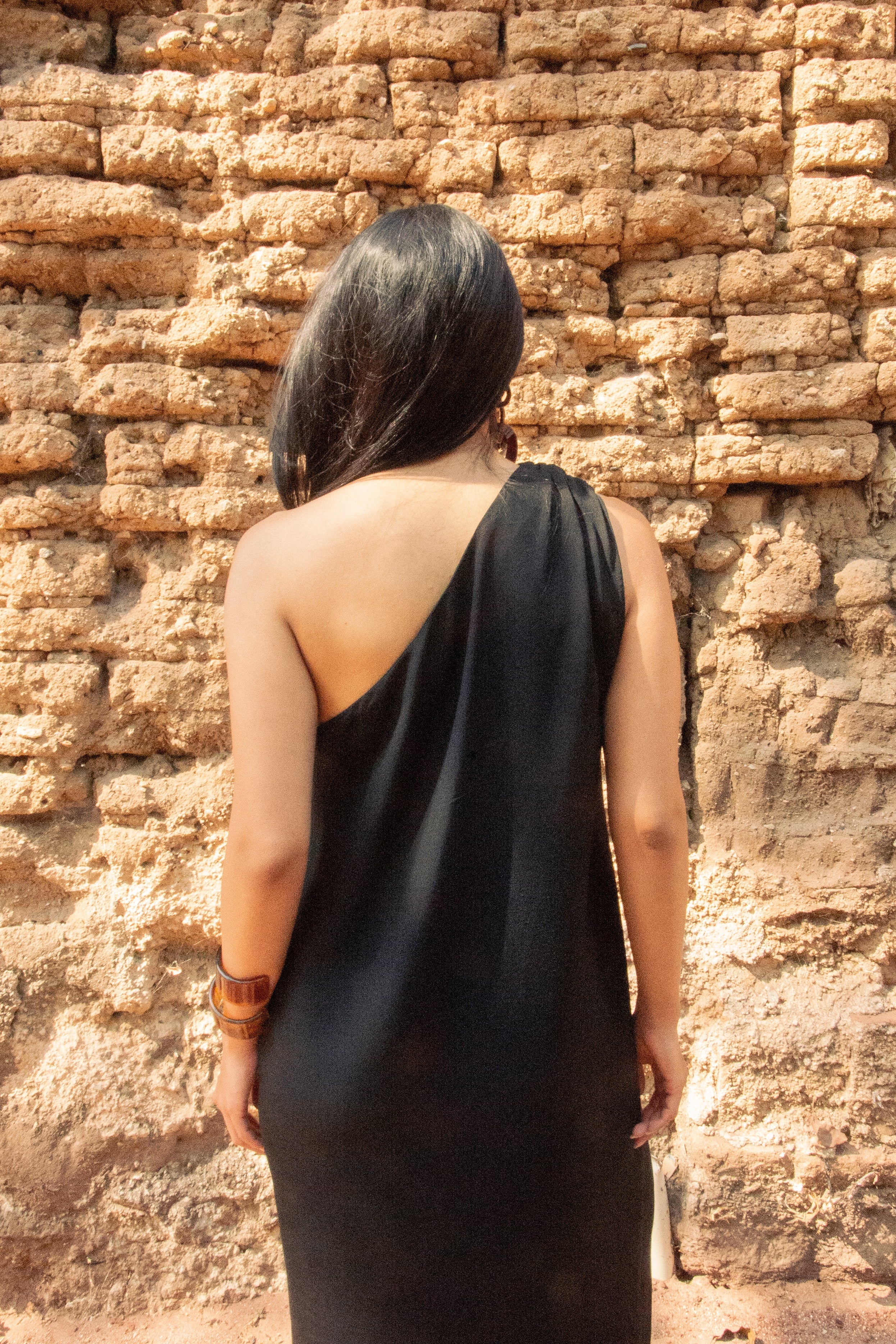 Shi-Cu Black Dress