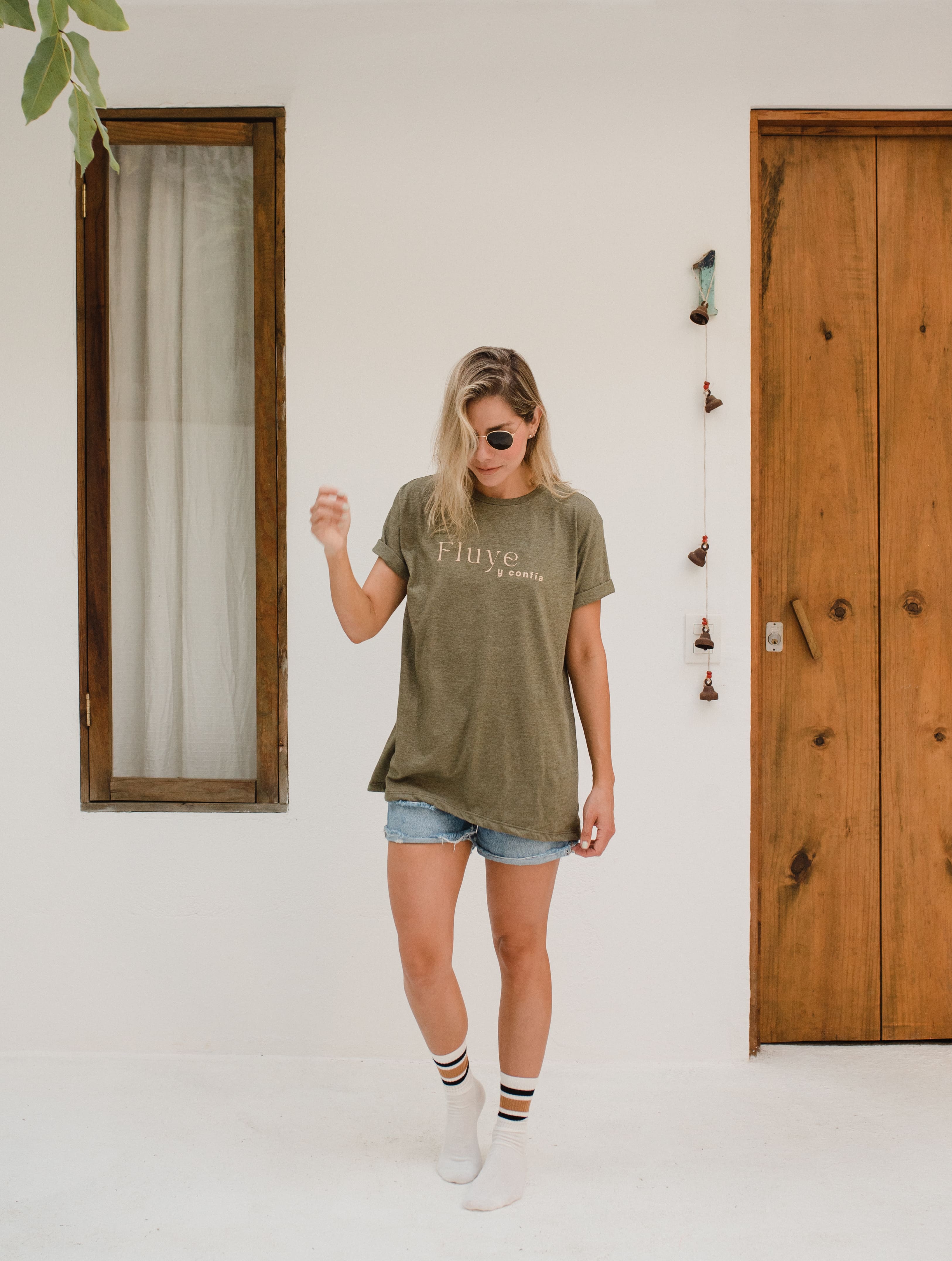 Fluye y Confía T-shirt