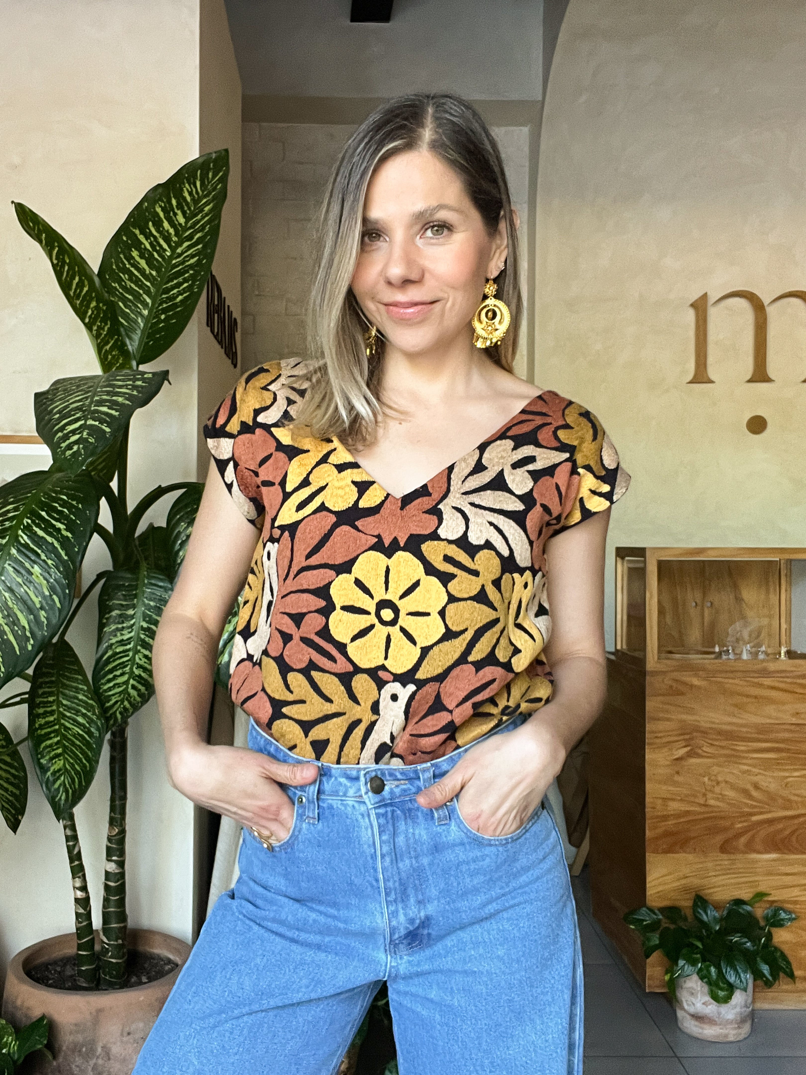 Jalapa V Bone Nude Blouse