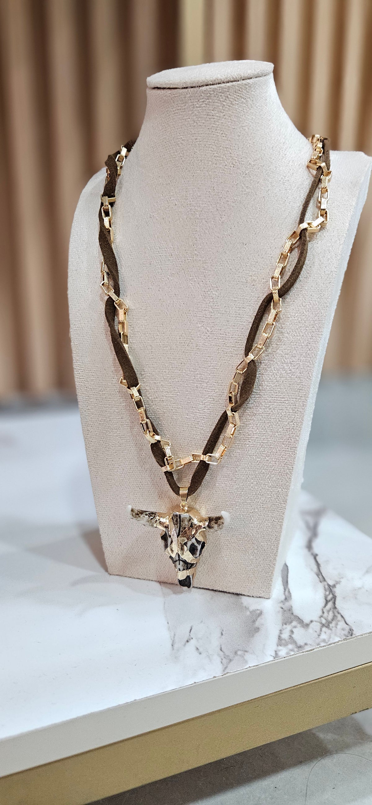 Collar Bravío 002