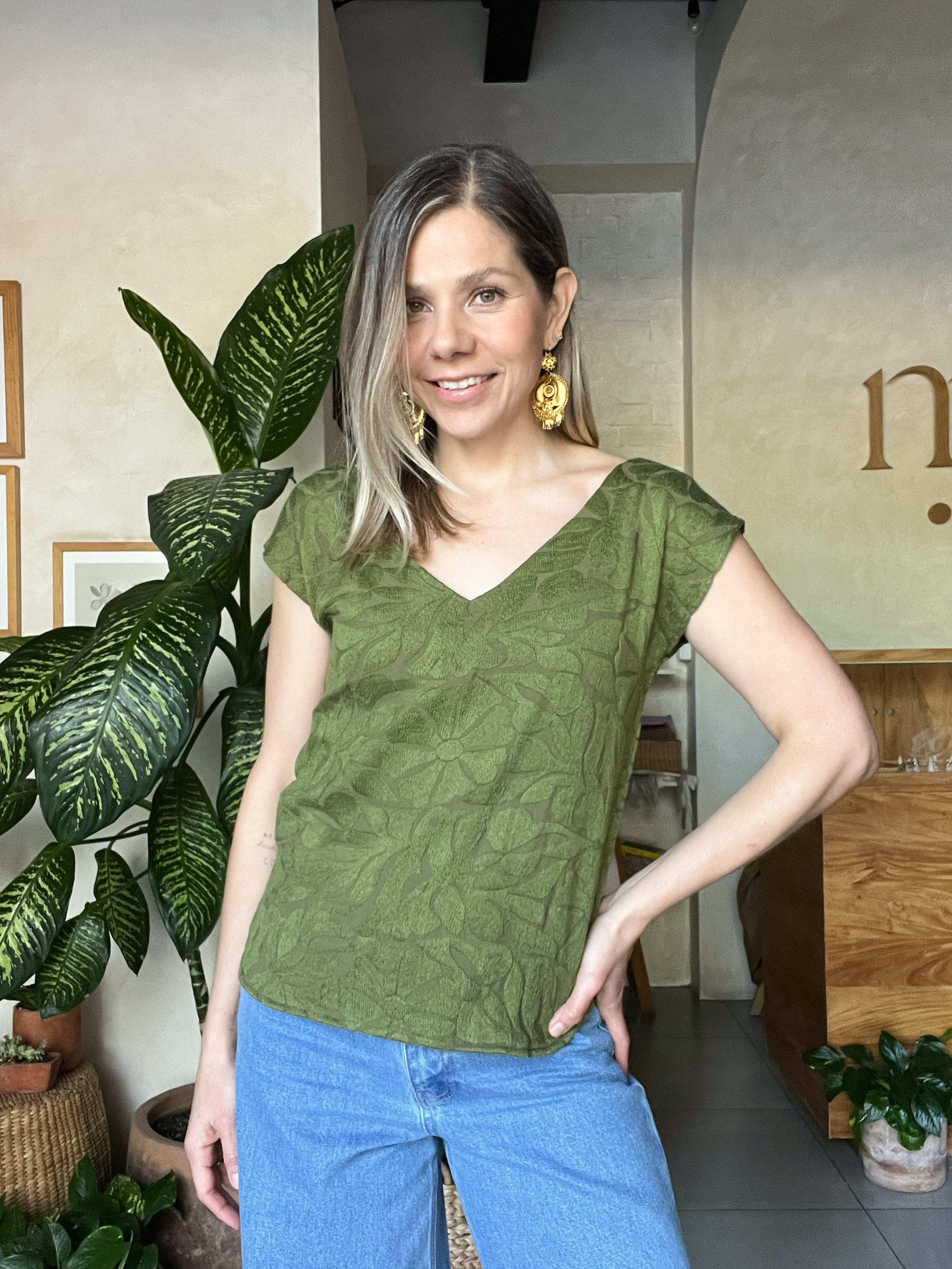 Jalapa V Bone Nude Blouse