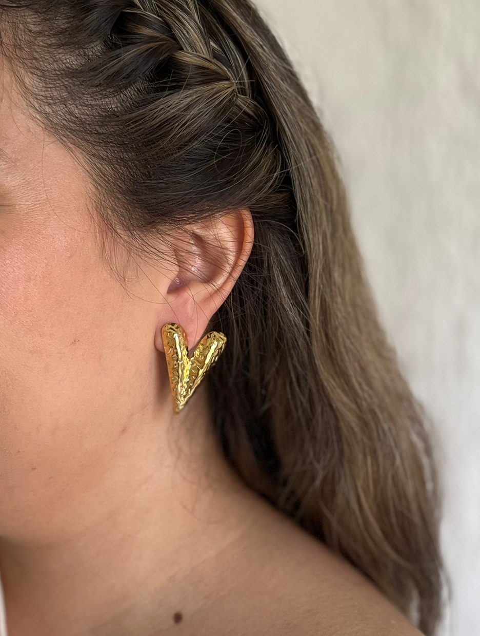 Aretes Corazón Dorado J3