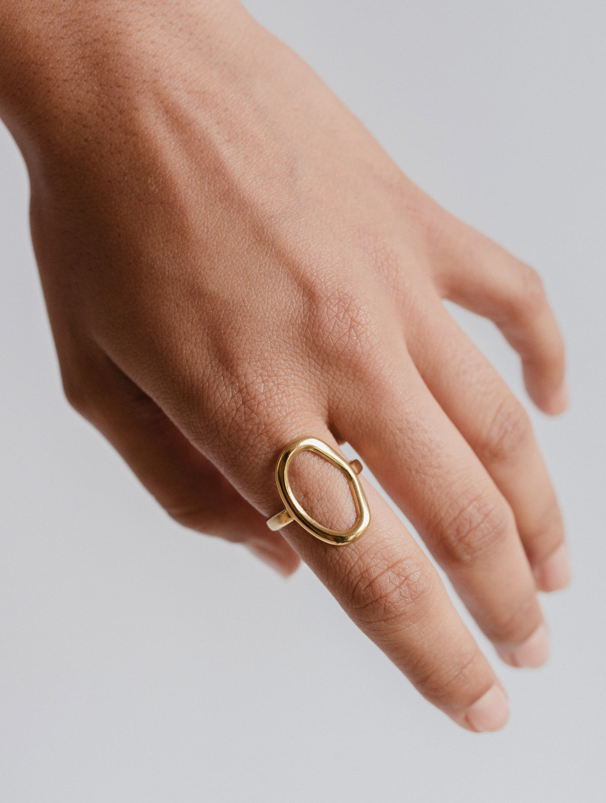 Anillo Ovalado Dorado D31