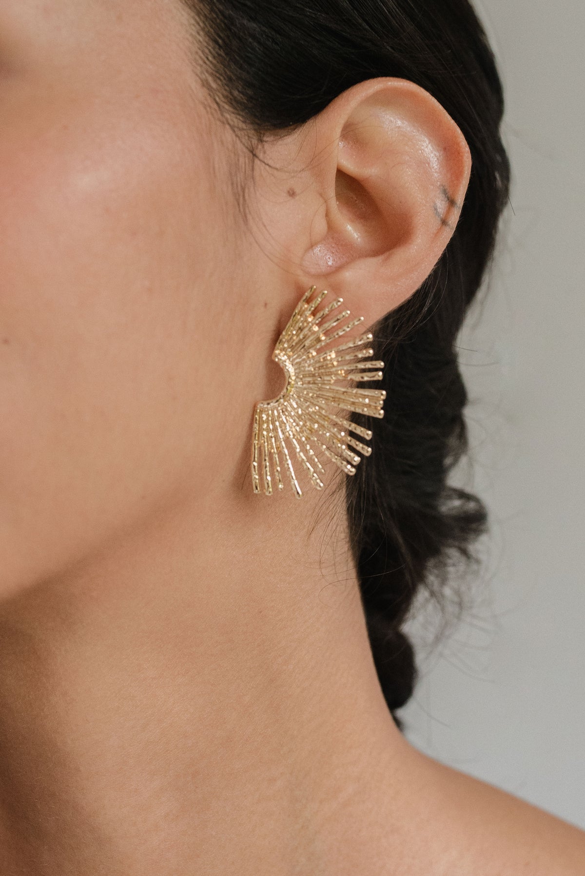 Aretes Abanico Dorado J62