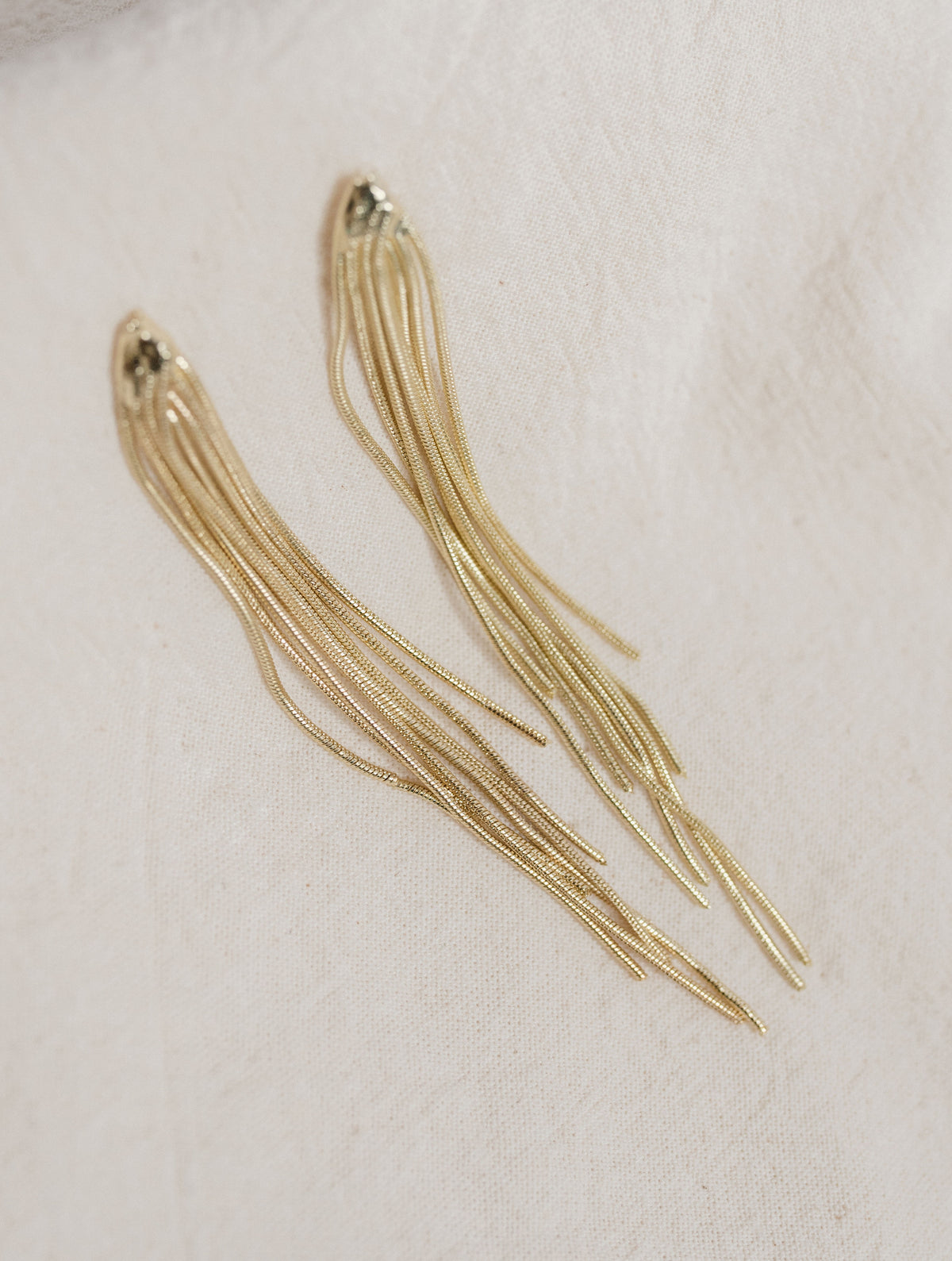 Aretes Tiras Doradas D12