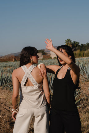 Blusa Beeza Hueso
