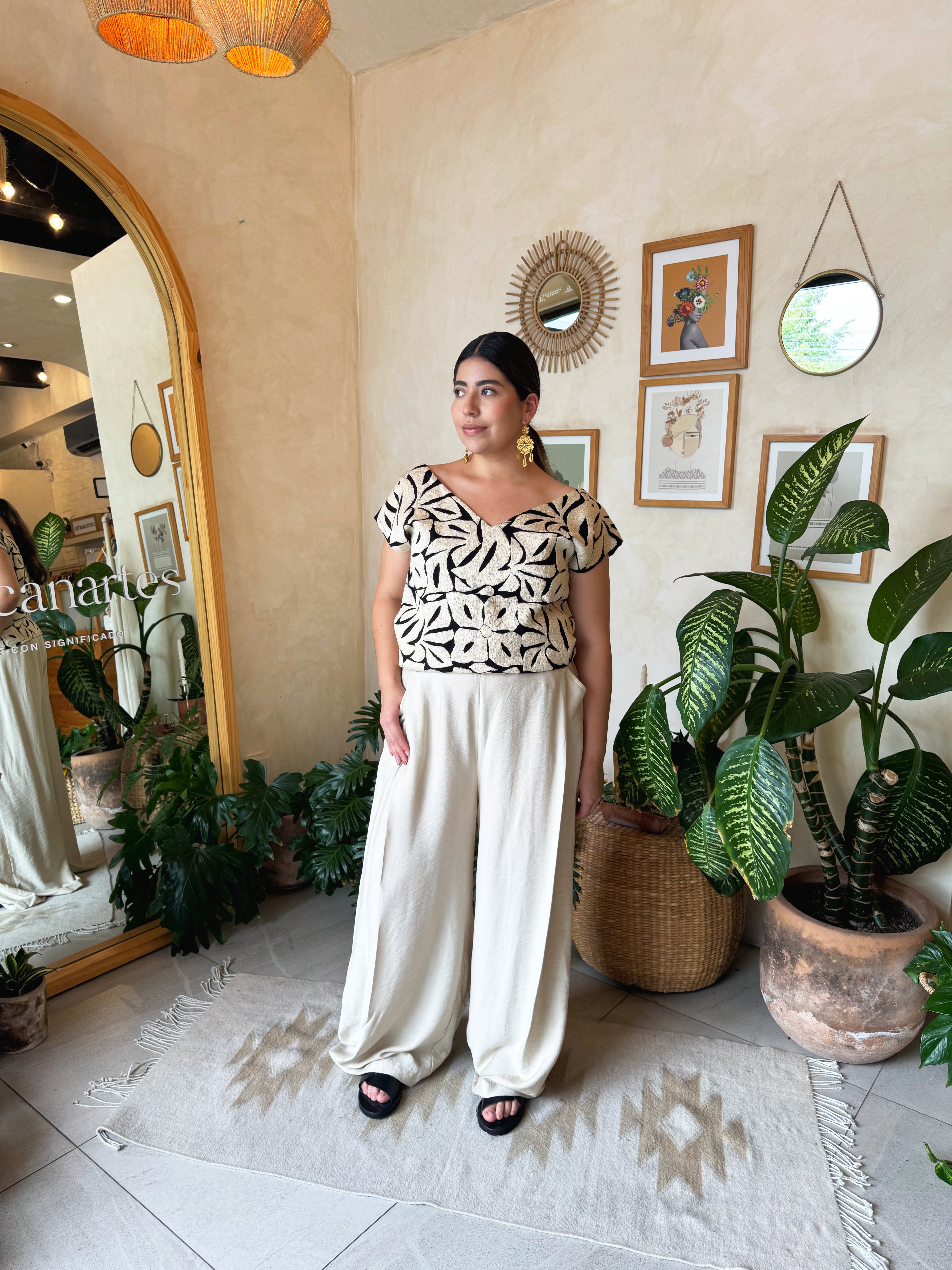 Blusa Jalapa V Negro/Hueso