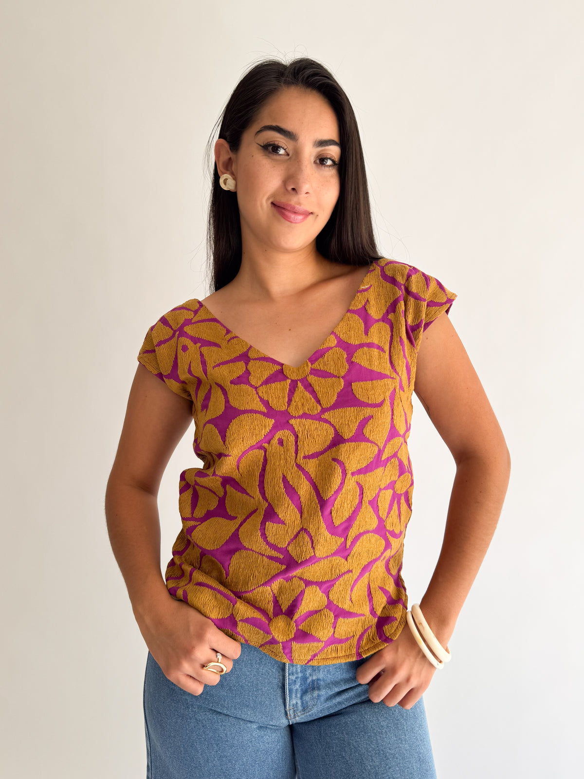 Blusa Jalapa V Magenta/Dorado