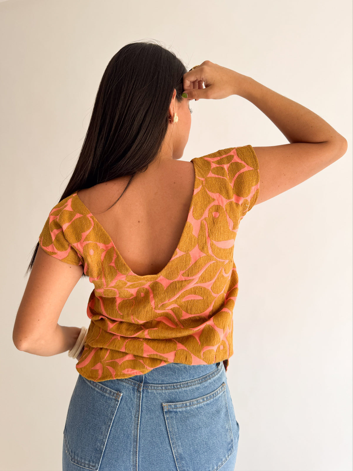 Blusa Jalapa V Coral/Dorado