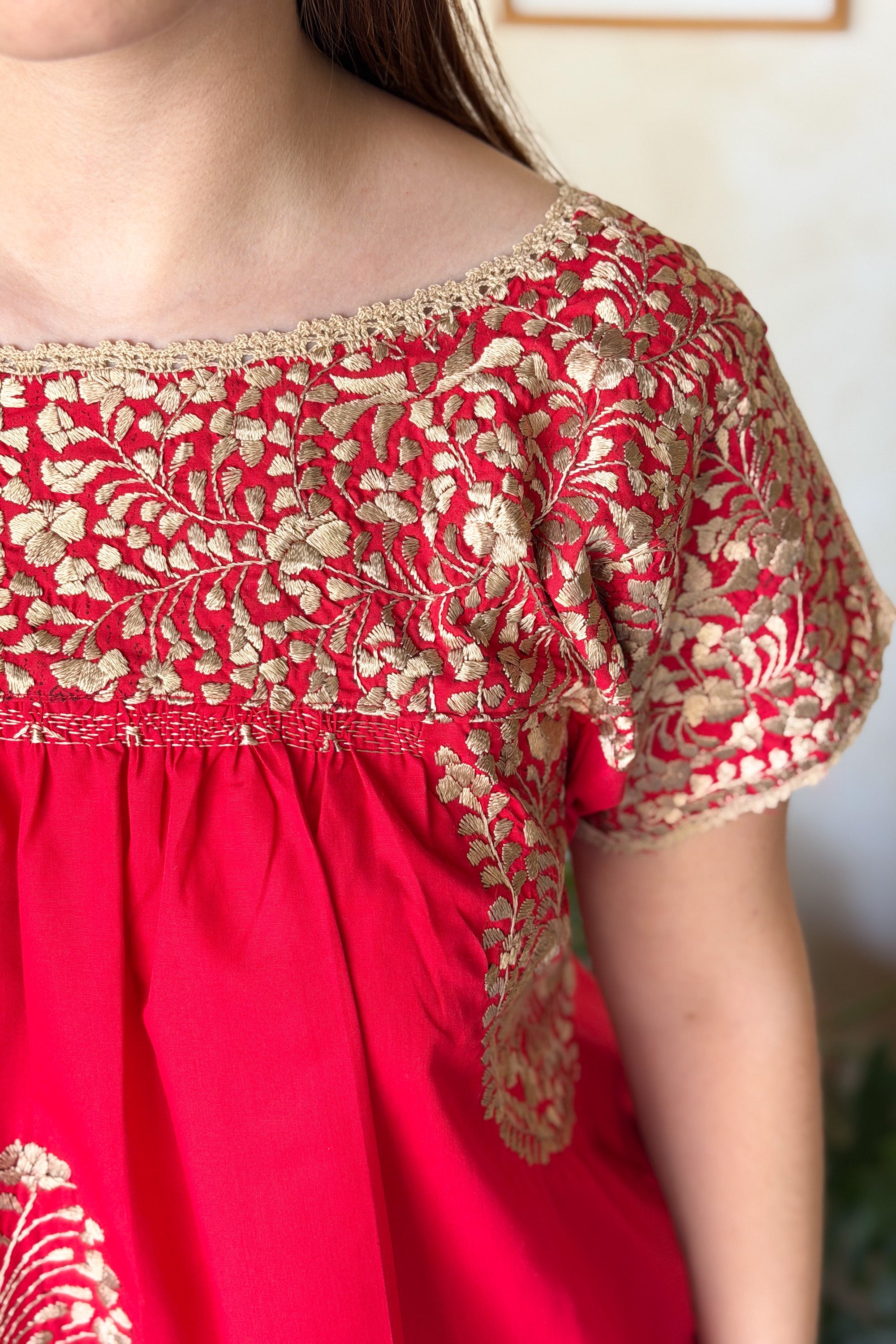 Blusa San Antonino Roja Dorada