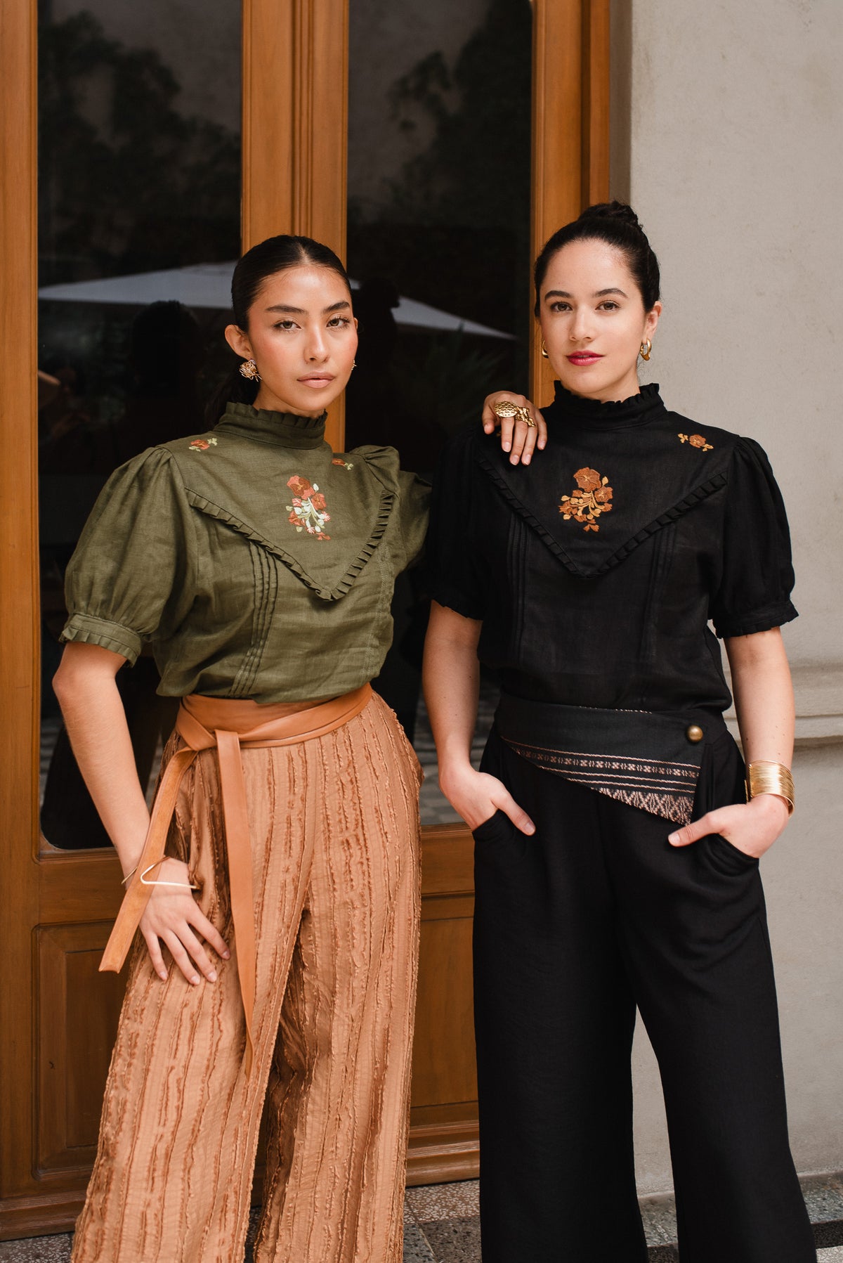 Blusa Hilos de Raíz El Legado Edición Especial