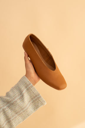 Balerina Camel